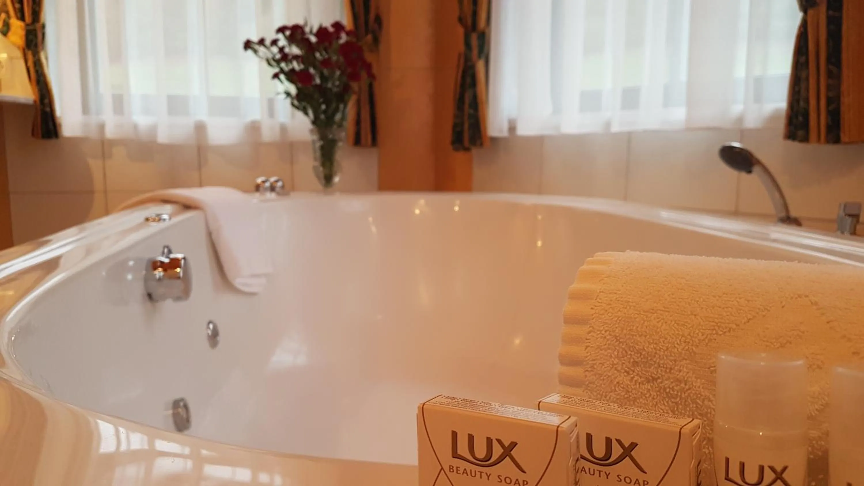 Photo of the whole room in Golf- und Sporthotel Moarhof