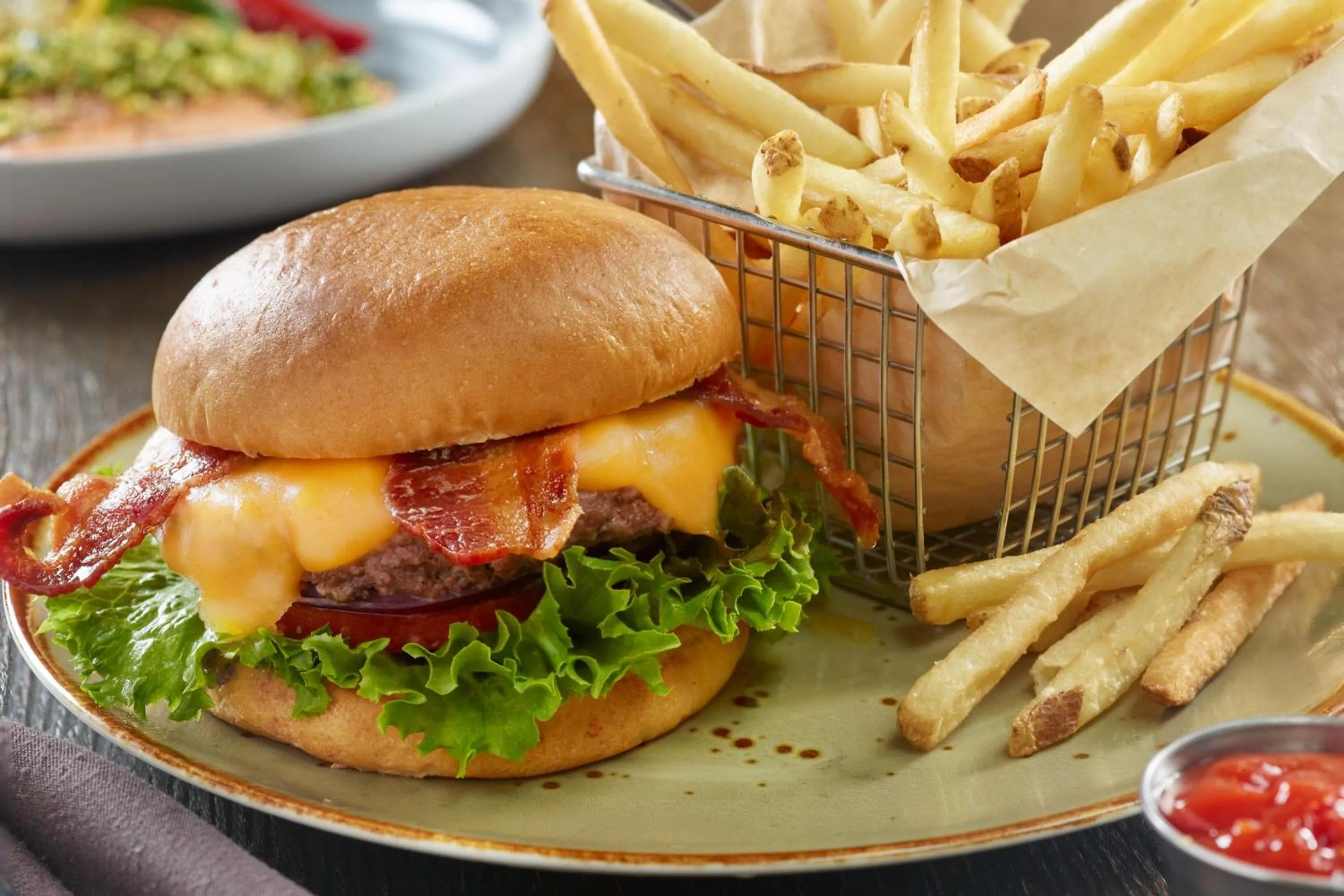 Restaurant/places to eat in Atlanta Marriott Marquis