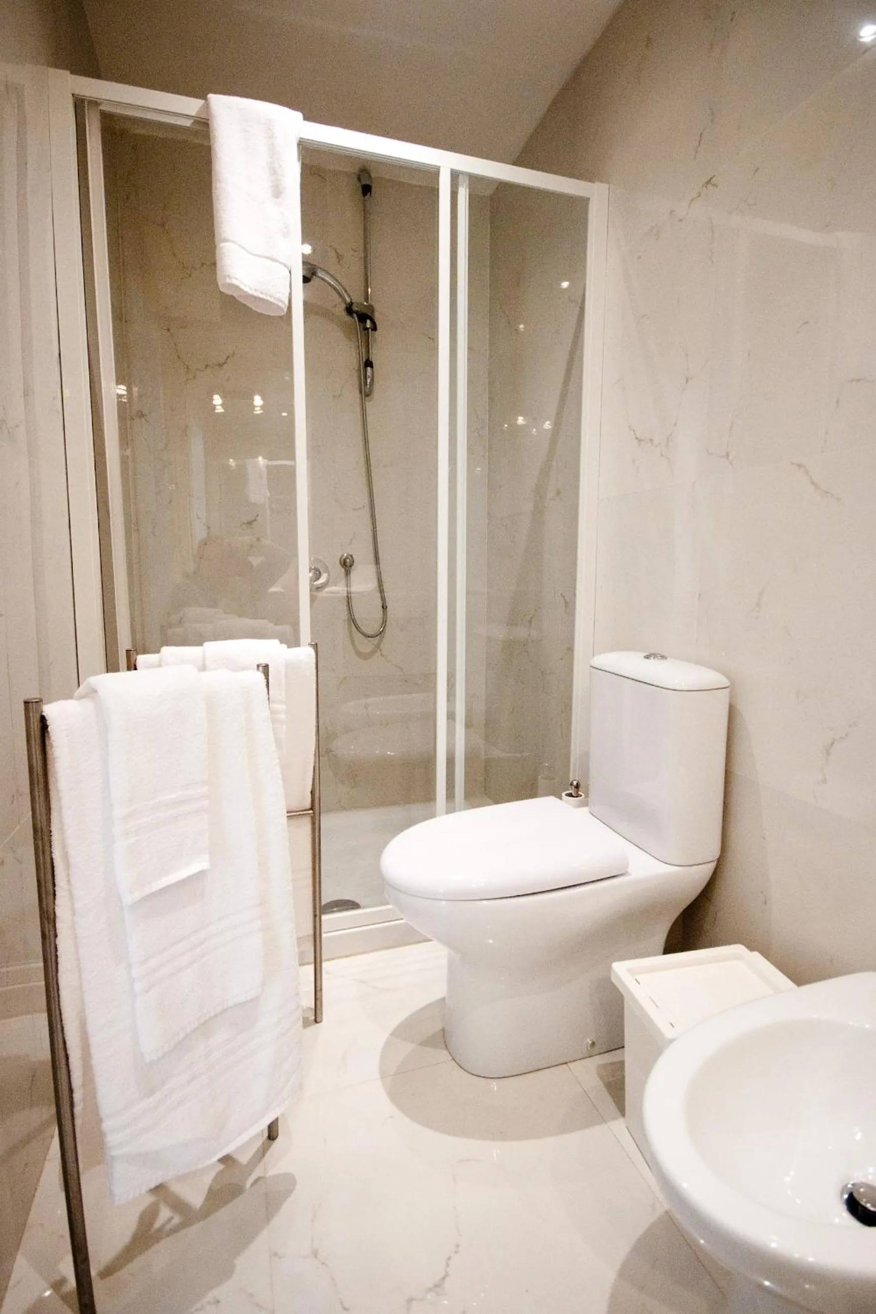 Bathroom in Sveva rooms