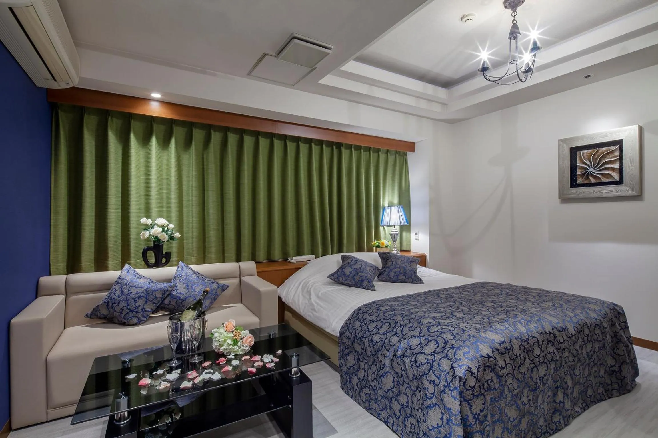 Photo of the whole room, Bed in Restay Hiroshima (Adult Only)