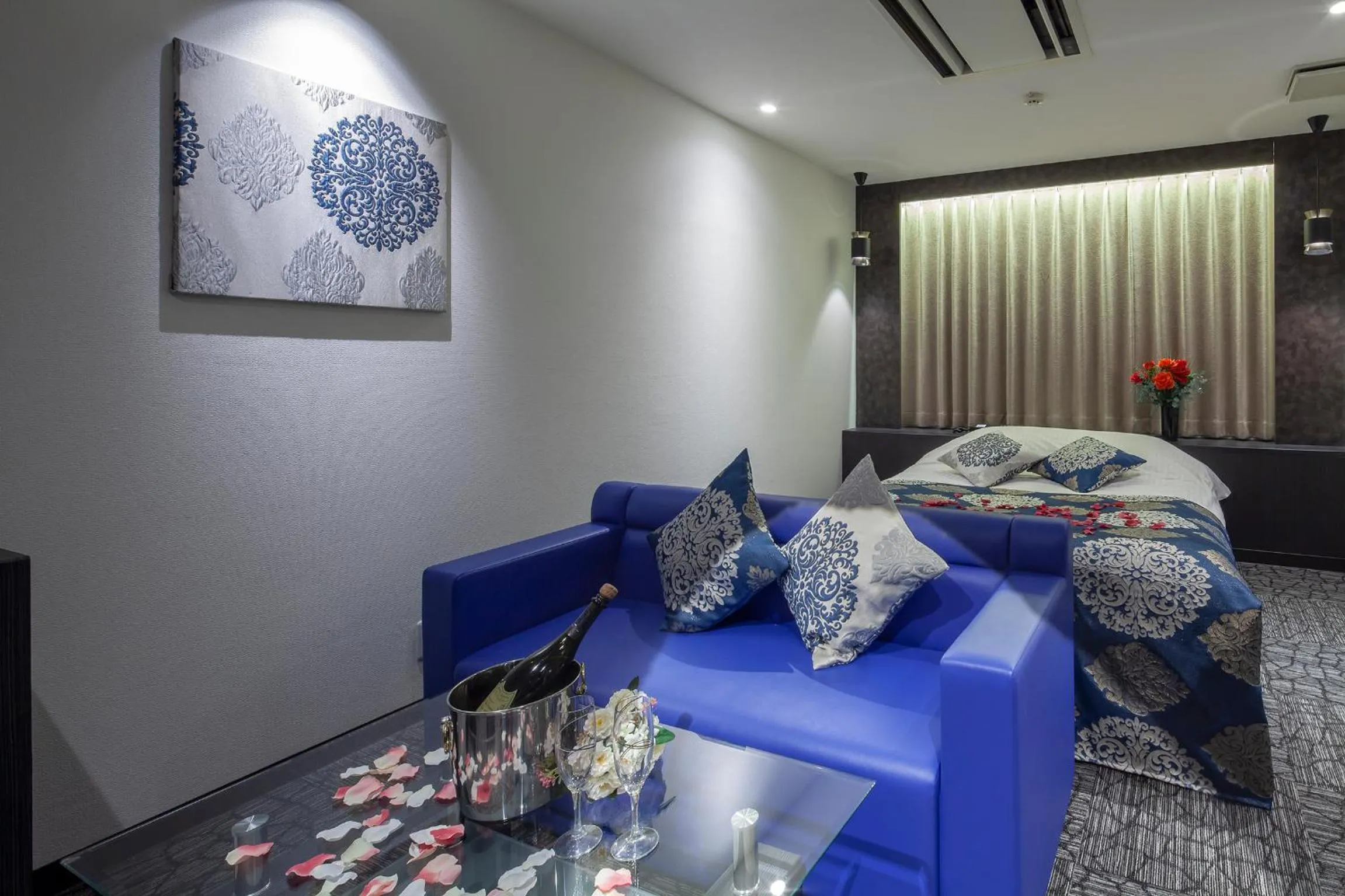 Photo of the whole room, Bed in Restay Hiroshima (Adult Only)