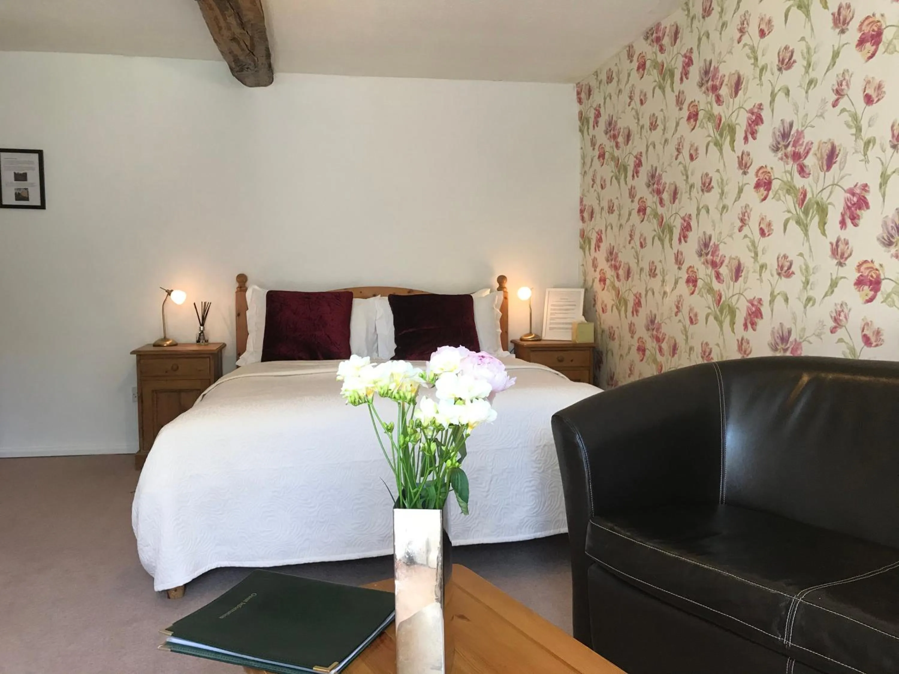Bed in Ty Mawr Country Hotel & Restaurant
