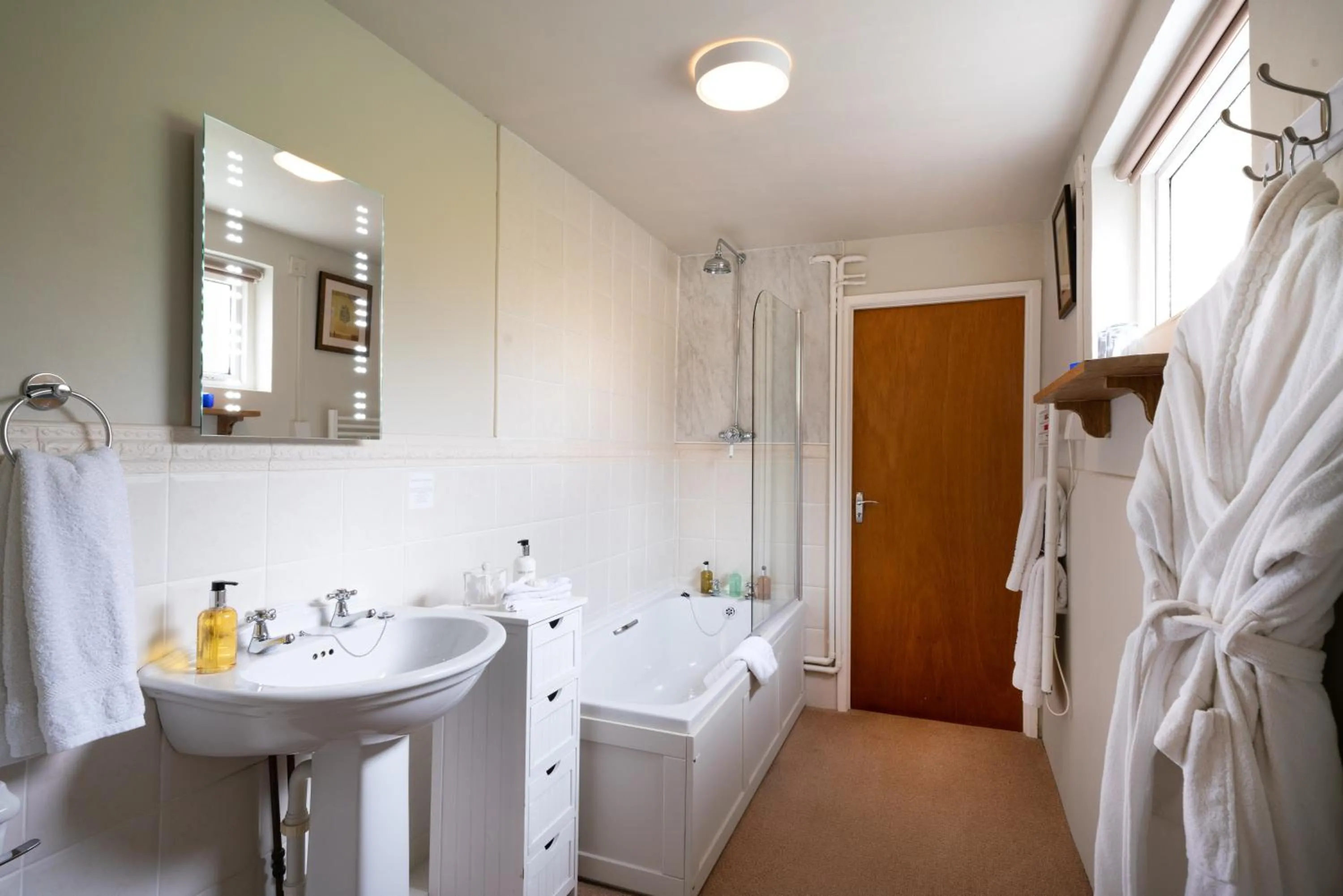 Shower in Ty Mawr Country Hotel & Restaurant