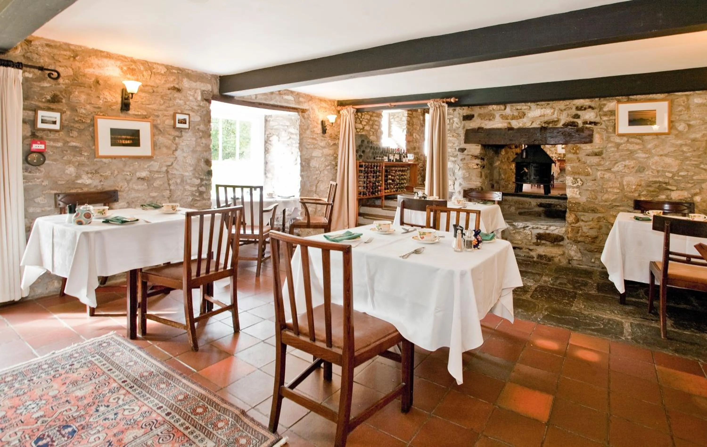 Restaurant/places to eat in Ty Mawr Country Hotel & Restaurant