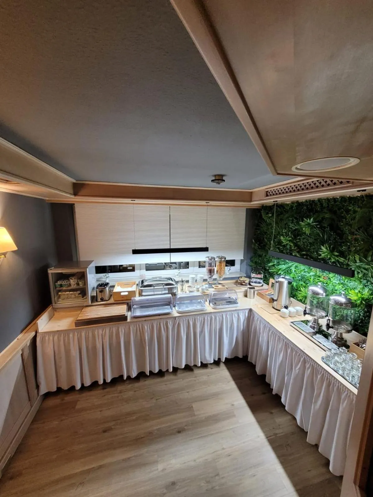 Breakfast in Ambiente Hotel garni