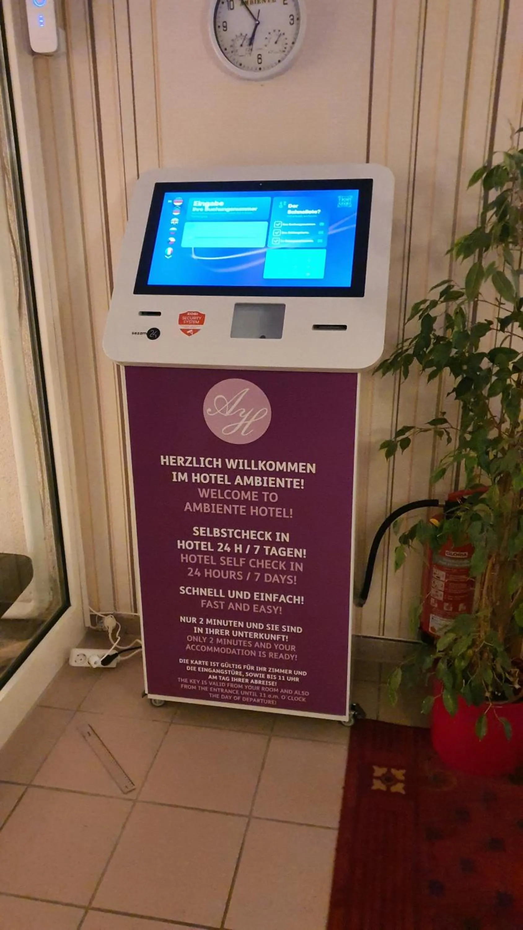 Lobby or reception in Ambiente Hotel garni