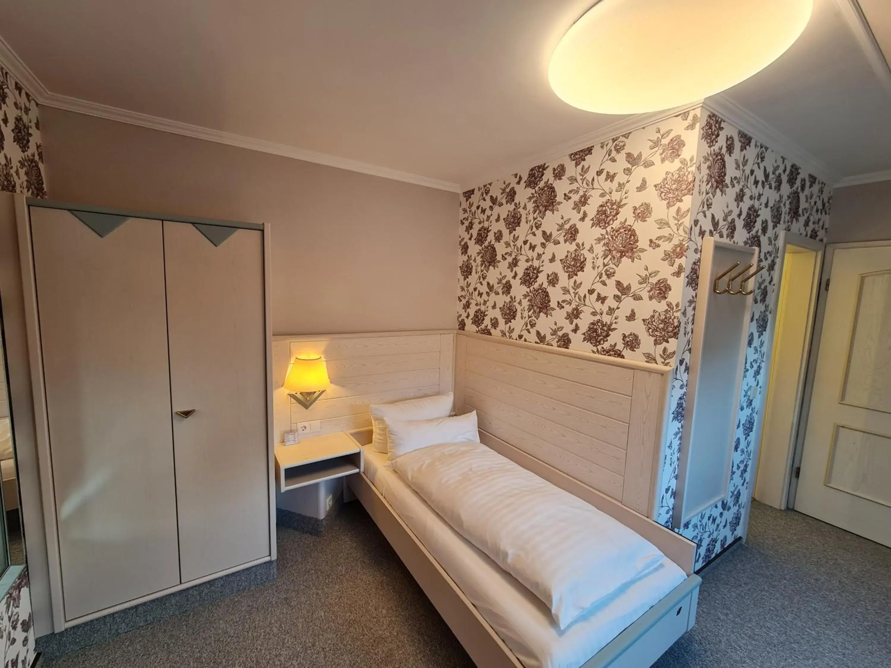 Twin Room in Ambiente Hotel garni Twin Room in Ambiente Hotel garni