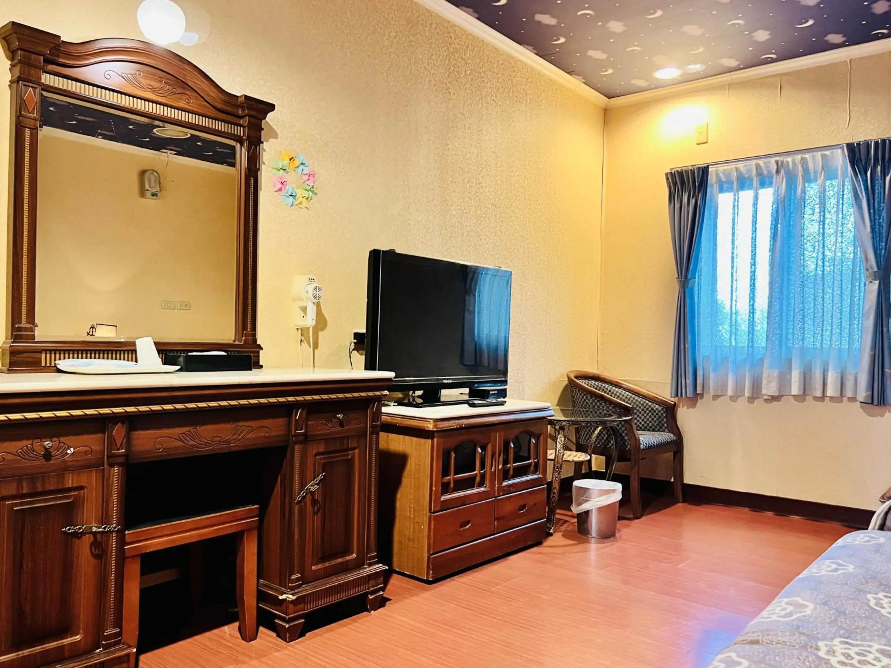 Bedroom in Shinyes Motel Bedroom in Shinyes Motel