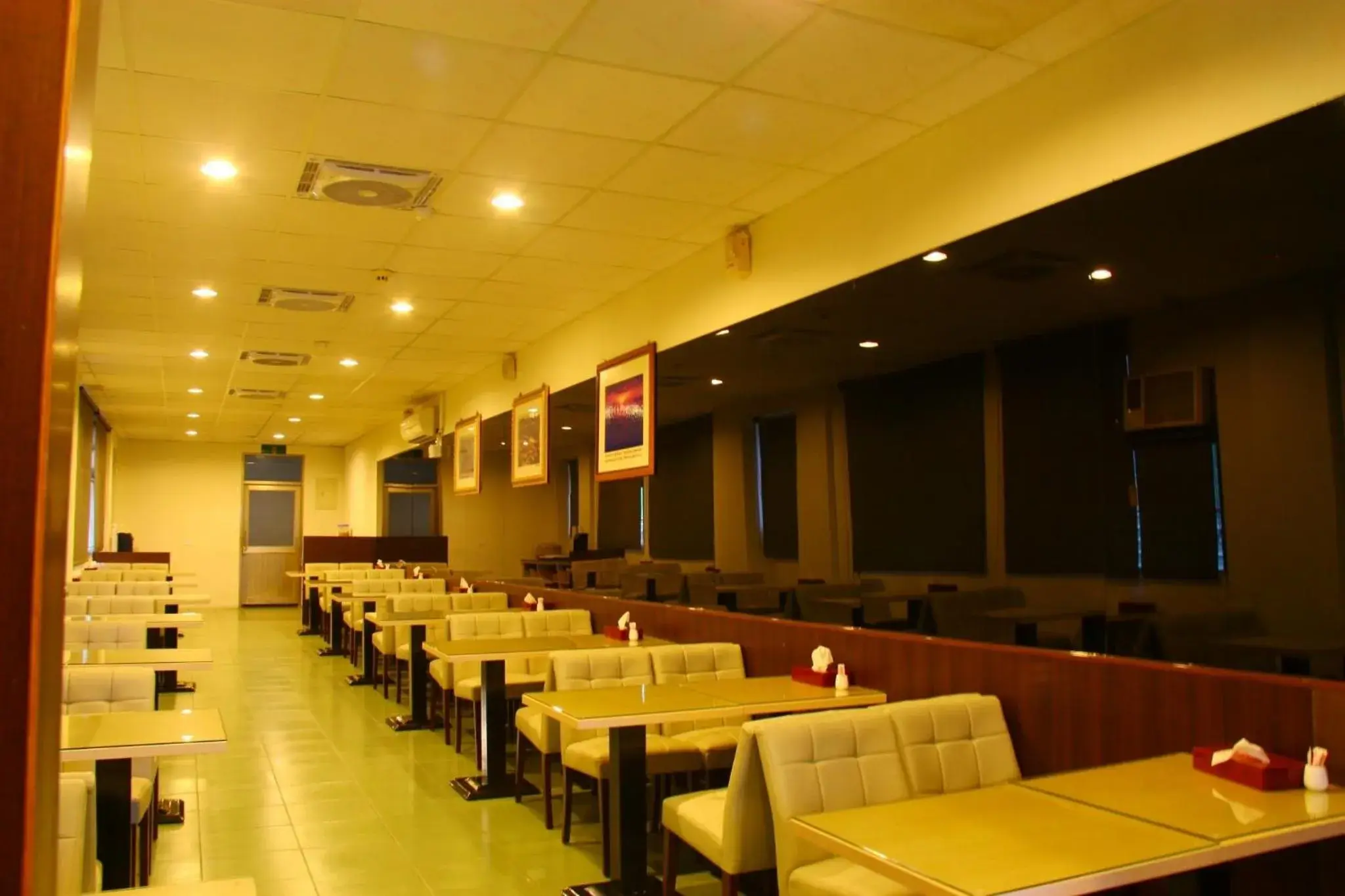 Restaurant/places to eat in Shinyes Motel Restaurant/places to eat in Shinyes Motel