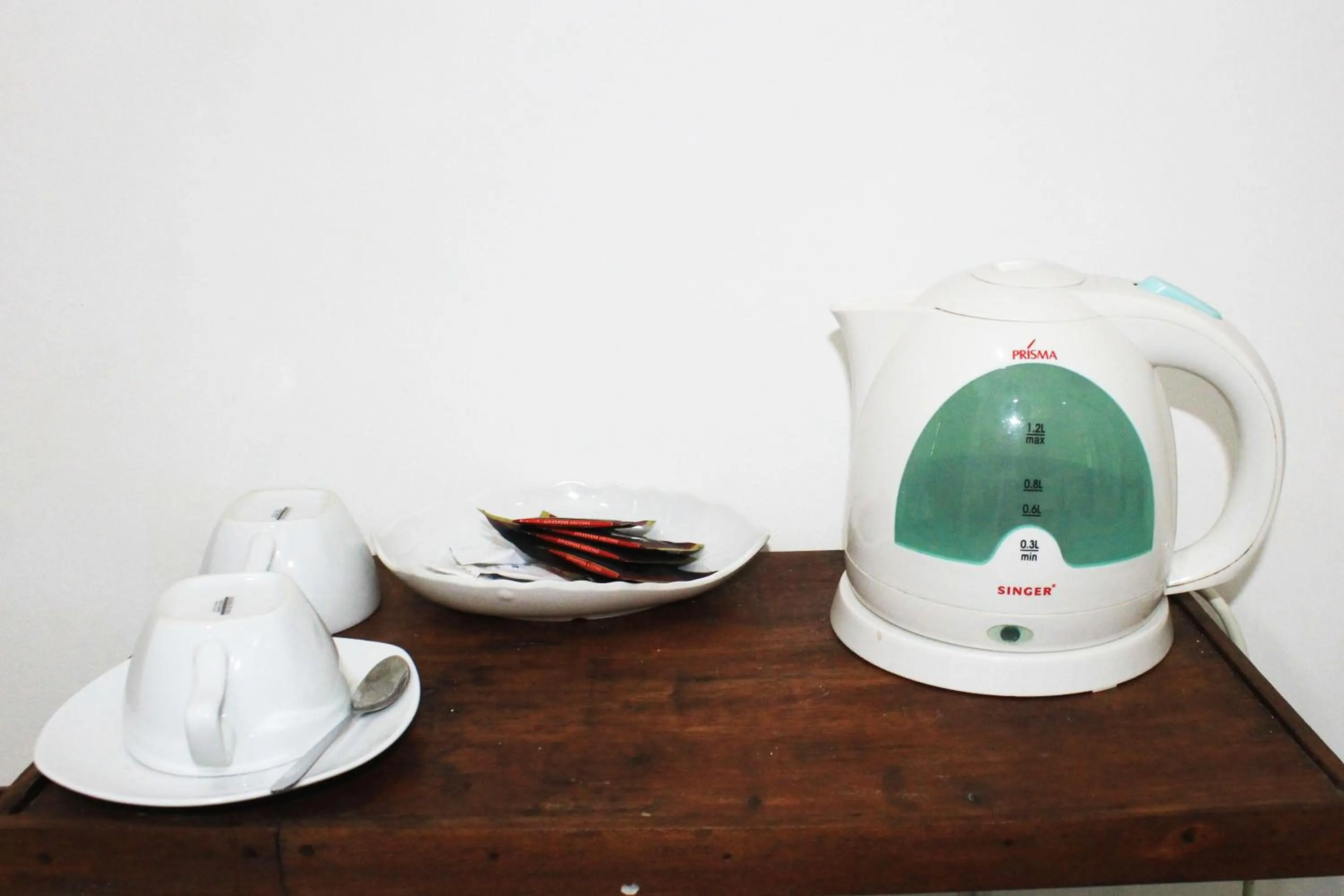 Coffee/tea facilities in Sunrise Cottage