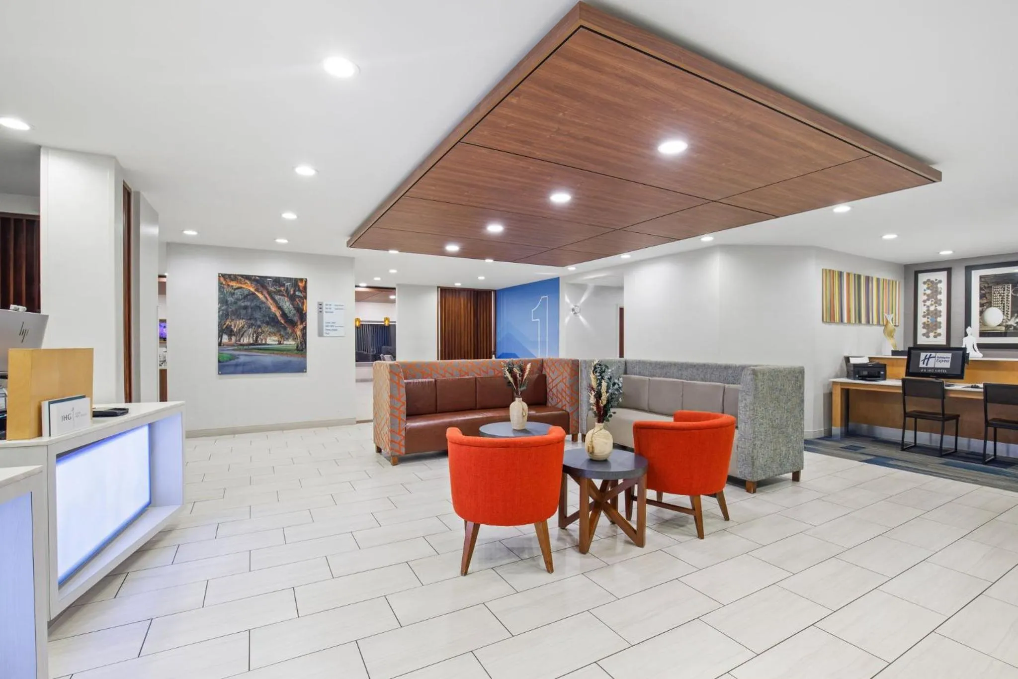 Property building in Holiday Inn Express & Suites Locust Grove by IHG