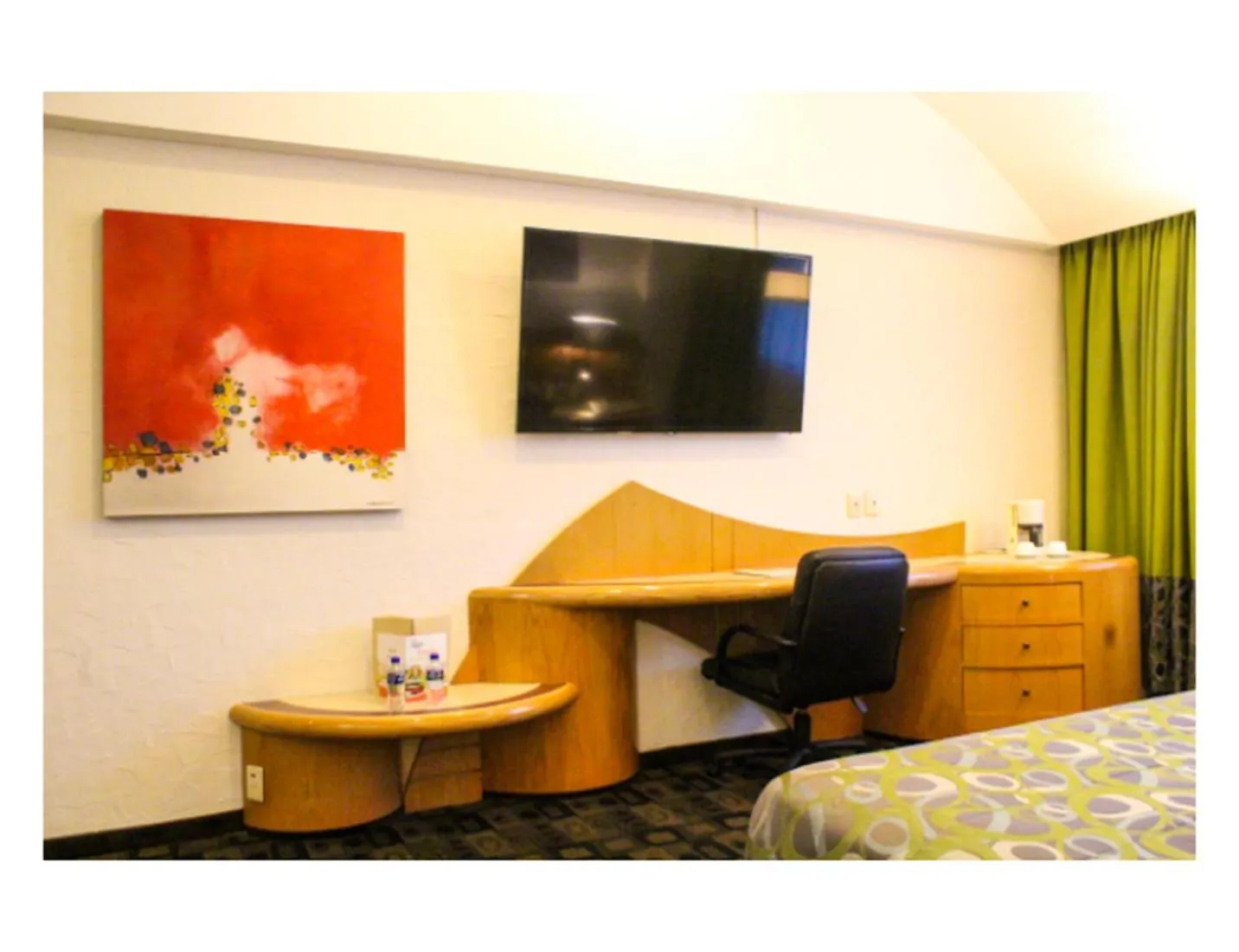 Bedroom, Bed in Hotel Mandarin Carton