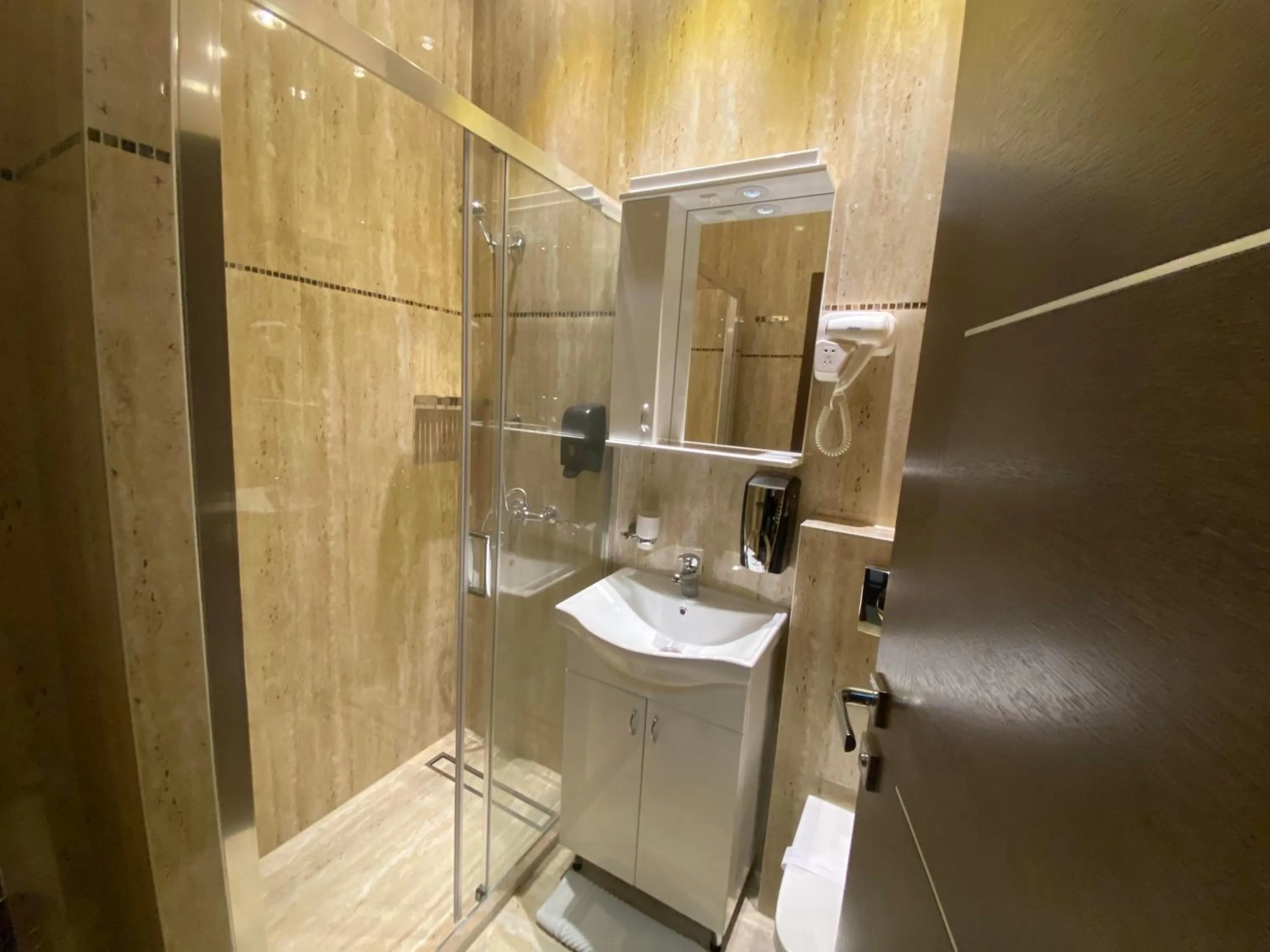 Bathroom in Hotel Morava - Šabac