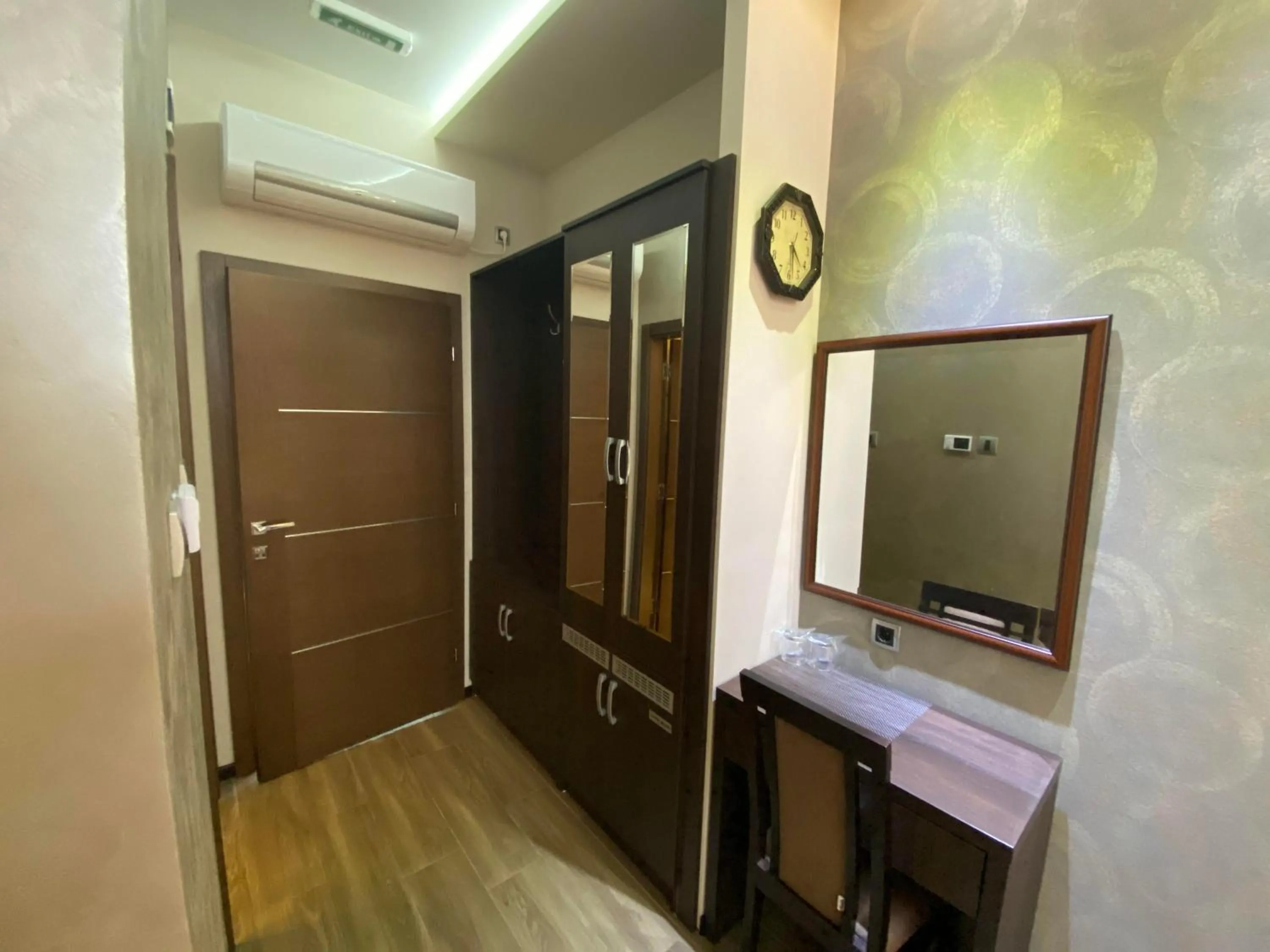 wardrobe in Hotel Morava - Šabac