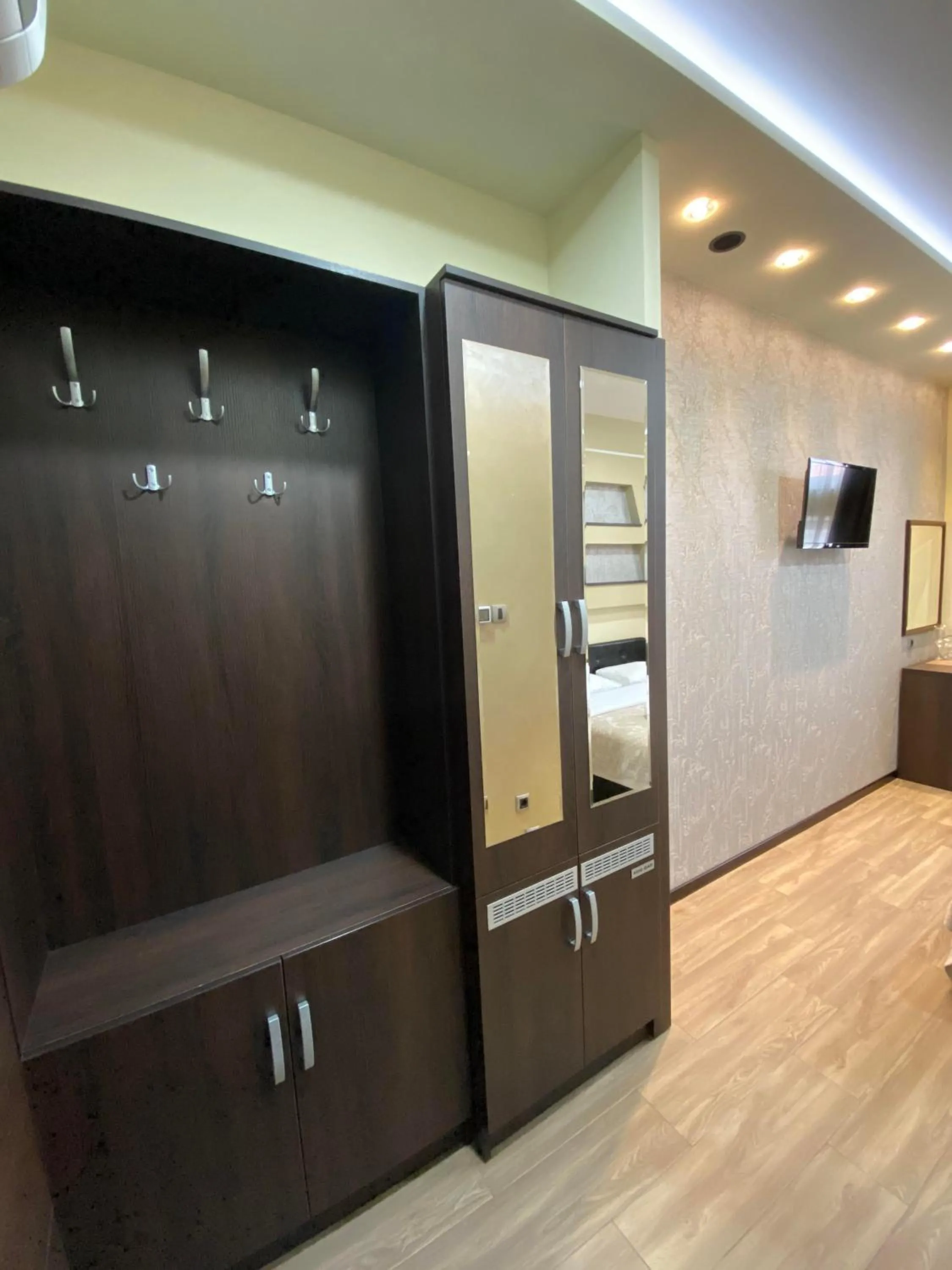 wardrobe in Hotel Morava - Šabac