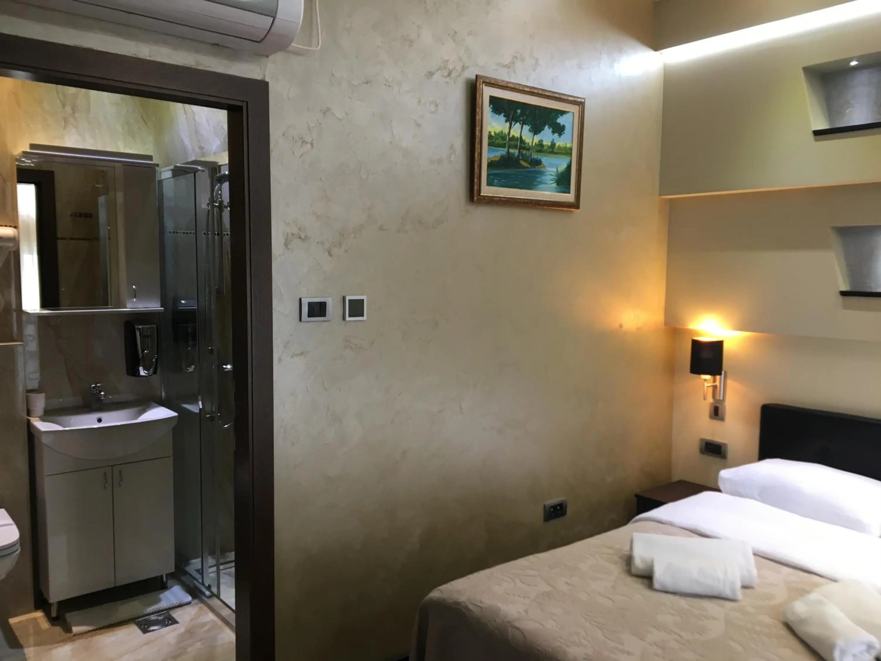 Bed in Hotel Morava - Šabac