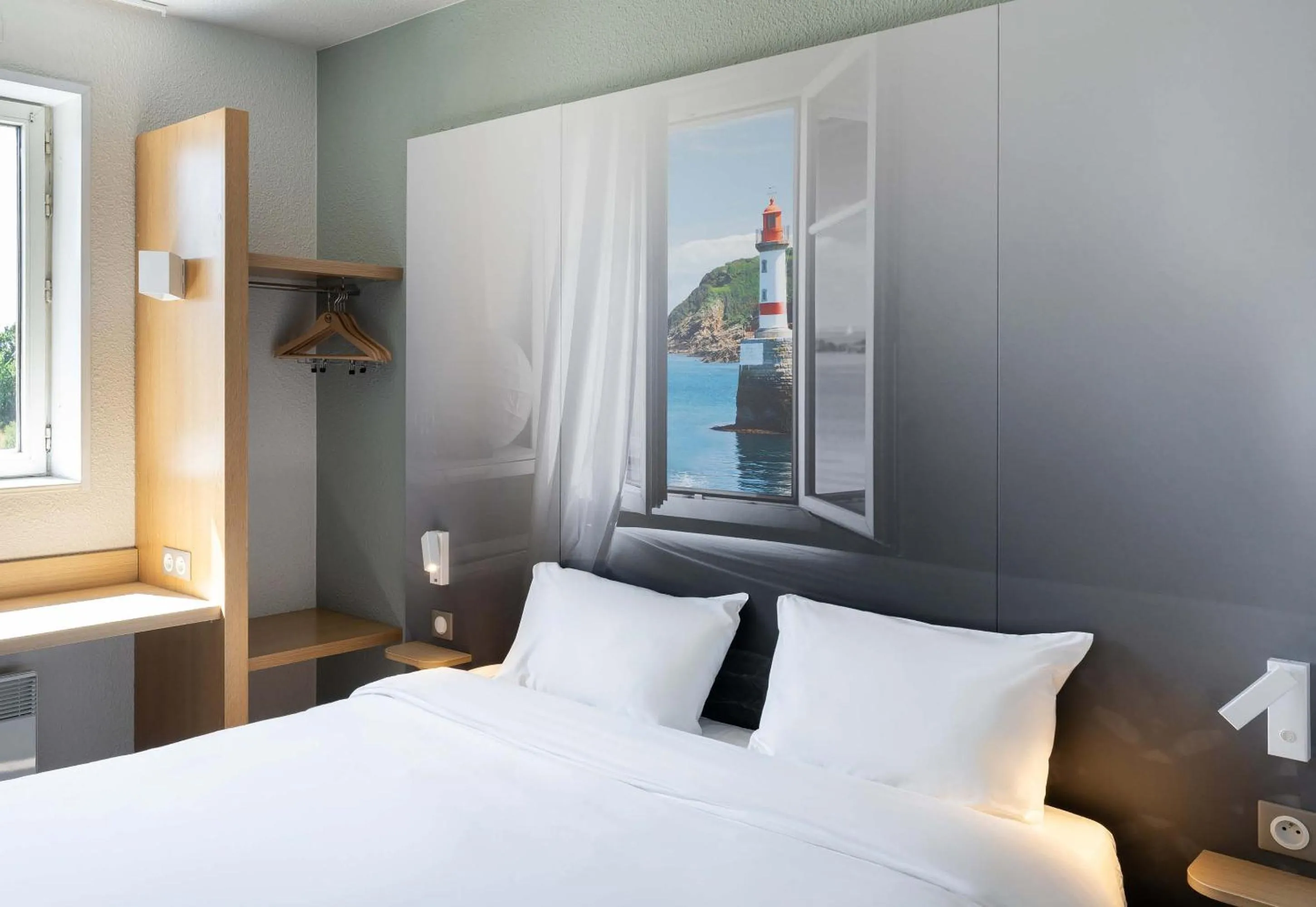 Bedroom, Bed in B&B HOTEL Lorient Caudan