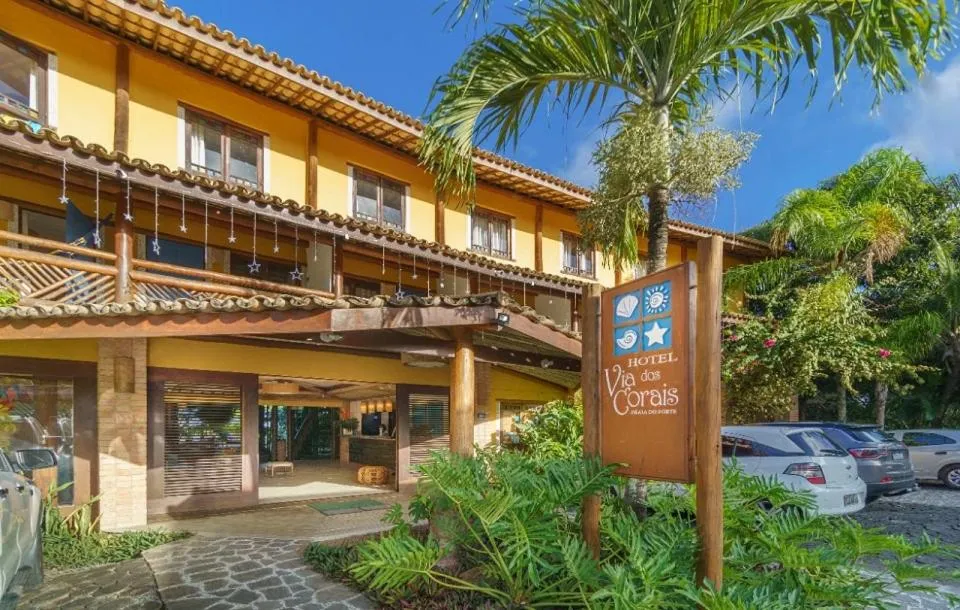 Property building in Hotel Via dos Corais