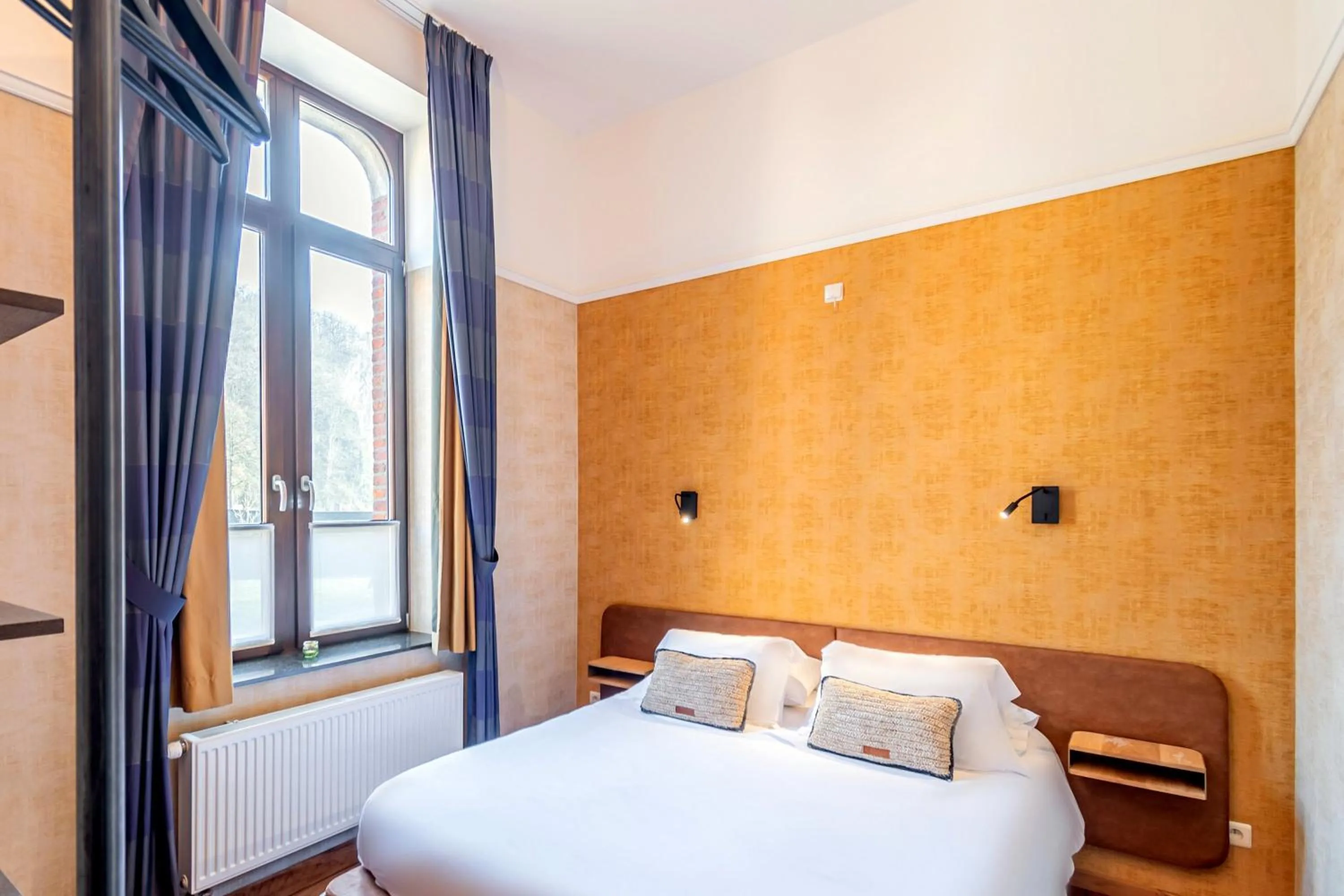 Bed in Hotel des Comtes Durbuy