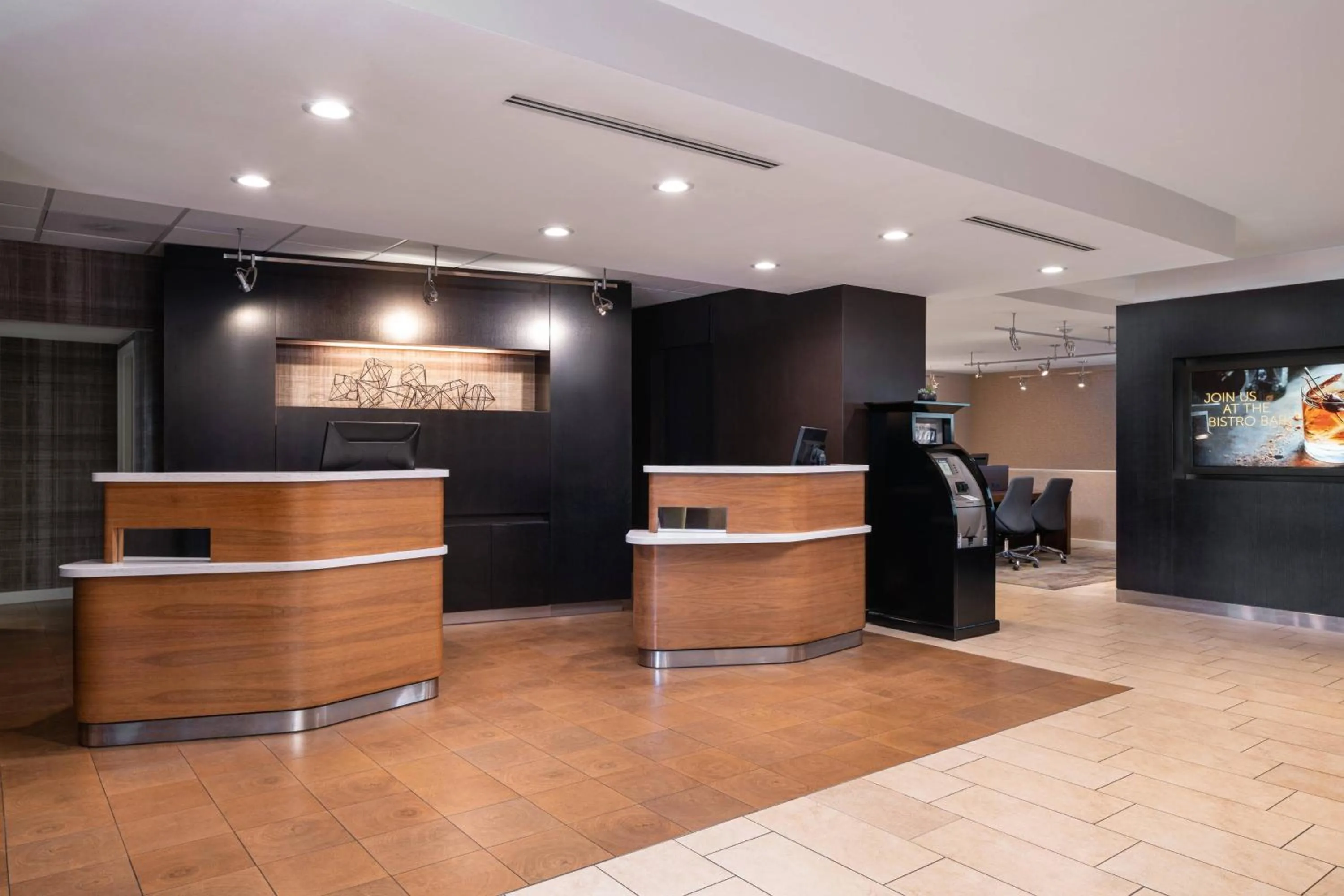 Lobby or reception in Courtyard by Marriott Las Vegas Convention Center