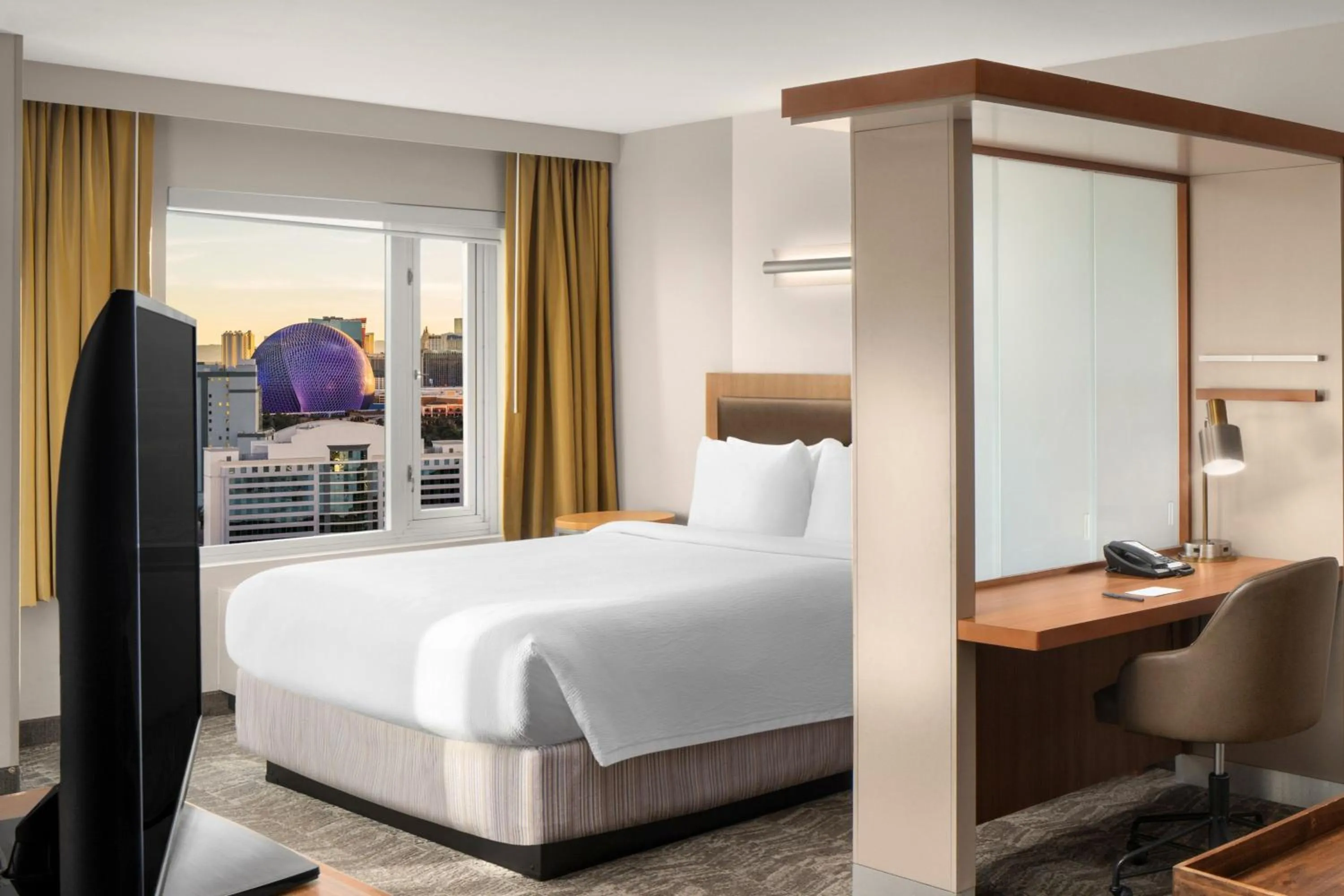 Bedroom, Bed in SpringHill Suites by Marriott Las Vegas Convention Center