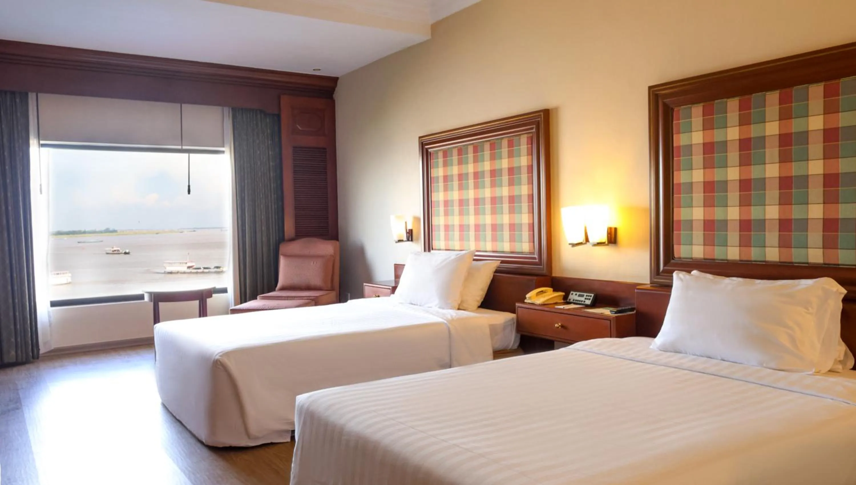 Bed in Hotel Cambodiana