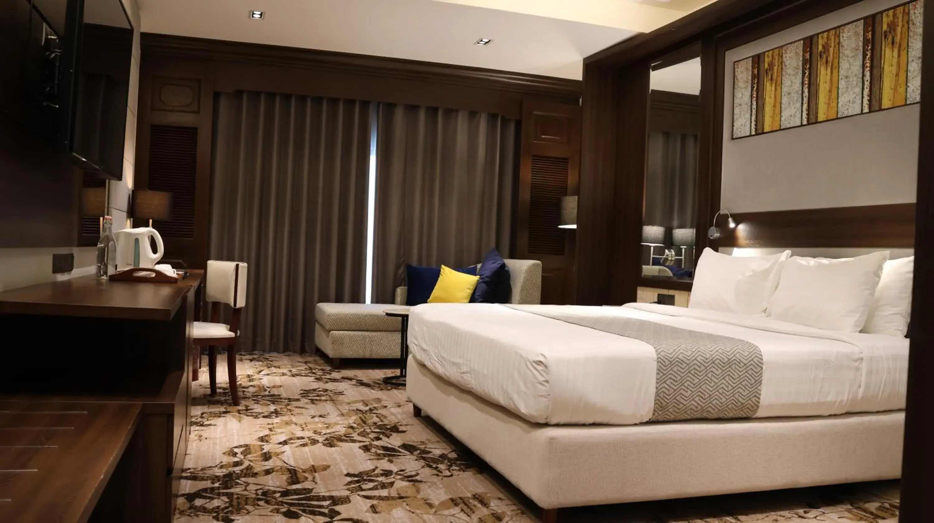 Bedroom, Bed in Hotel Cambodiana Bedroom, Bed in Hotel Cambodiana