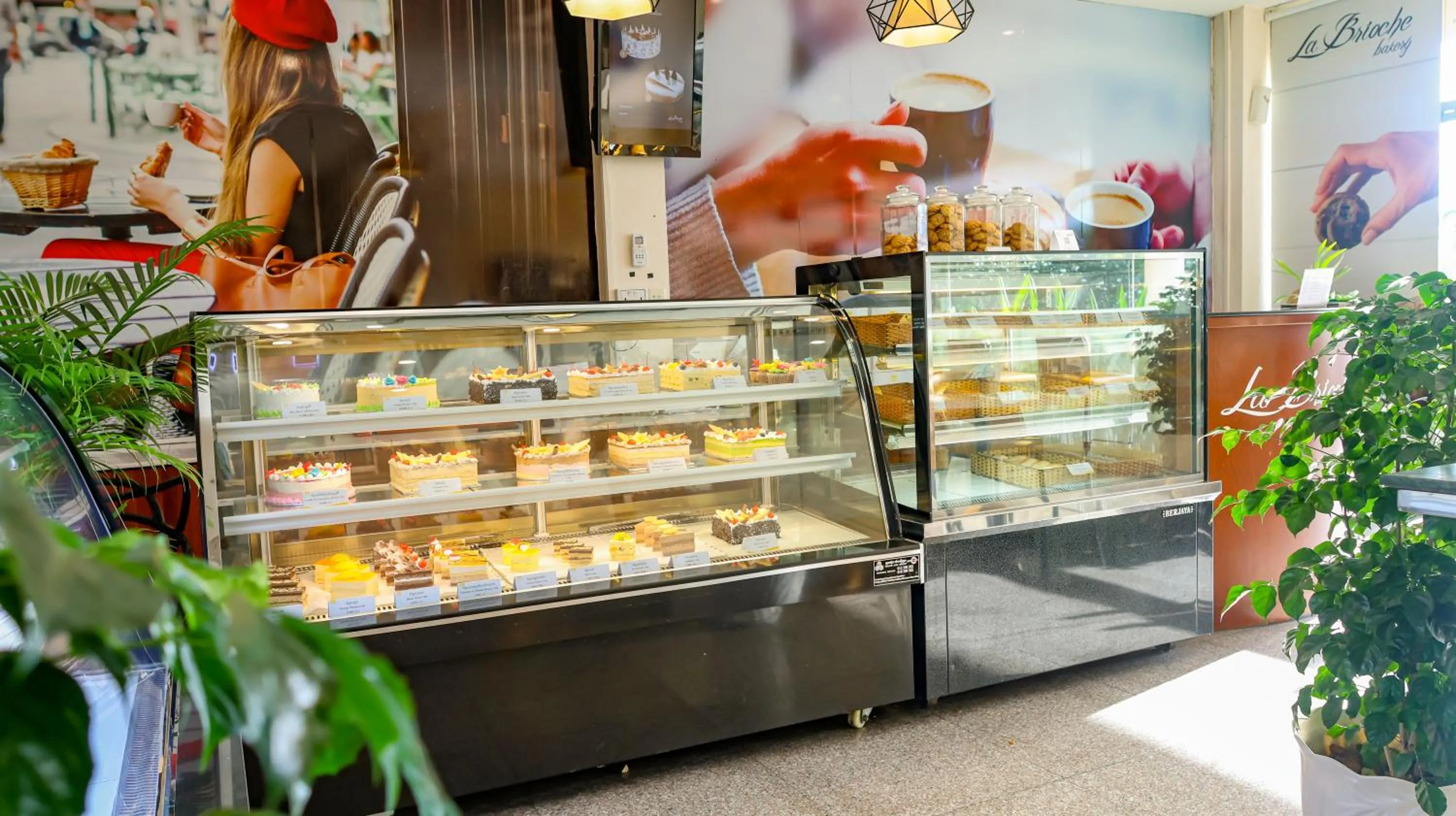 Coffee/tea facilities in Hotel Cambodiana