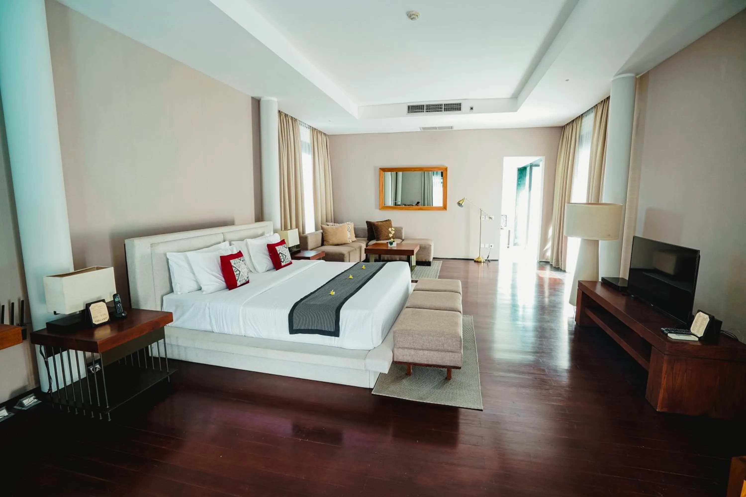 Bed in Javana Royal Villas