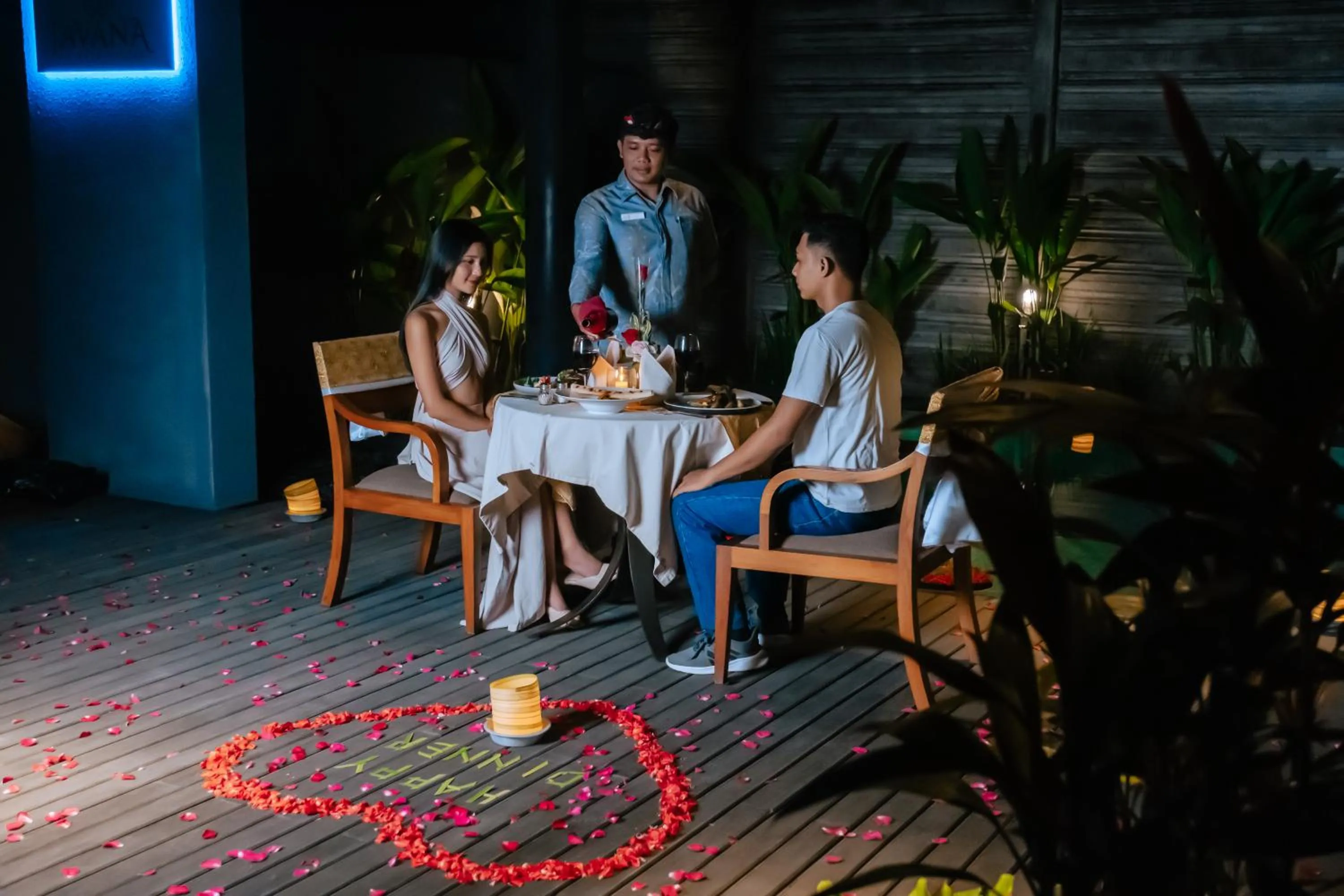 Dinner in Javana Royal Villas