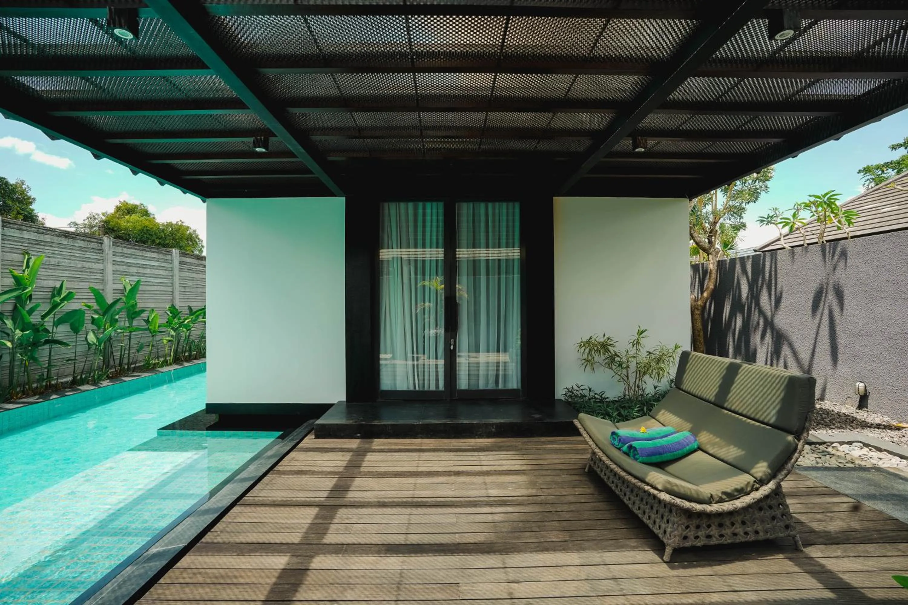 Swimming pool in Javana Royal Villas