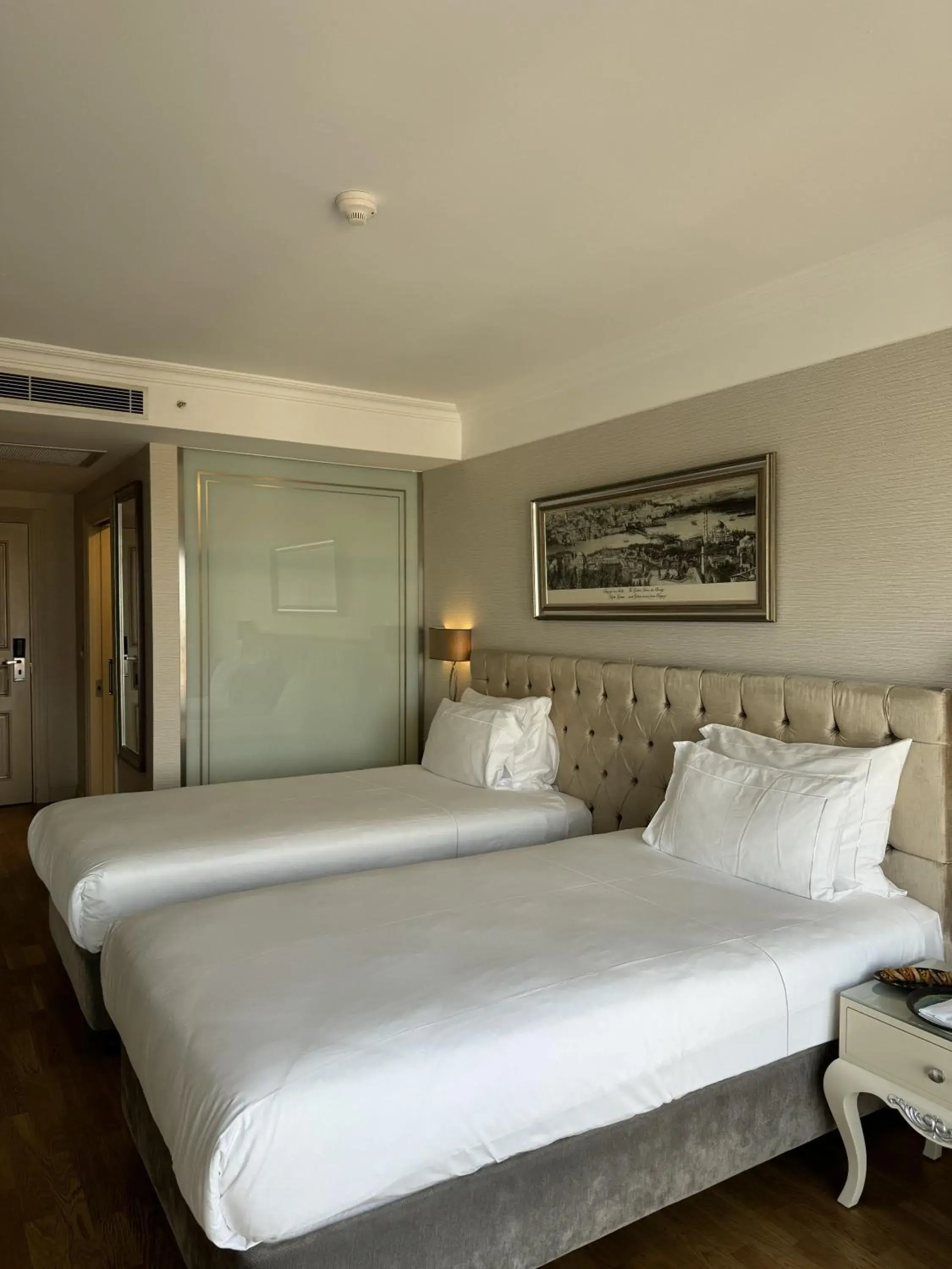 Standard Room in CVK Taksim Hotel Istanbul Standard Room in CVK Taksim Hotel Istanbul