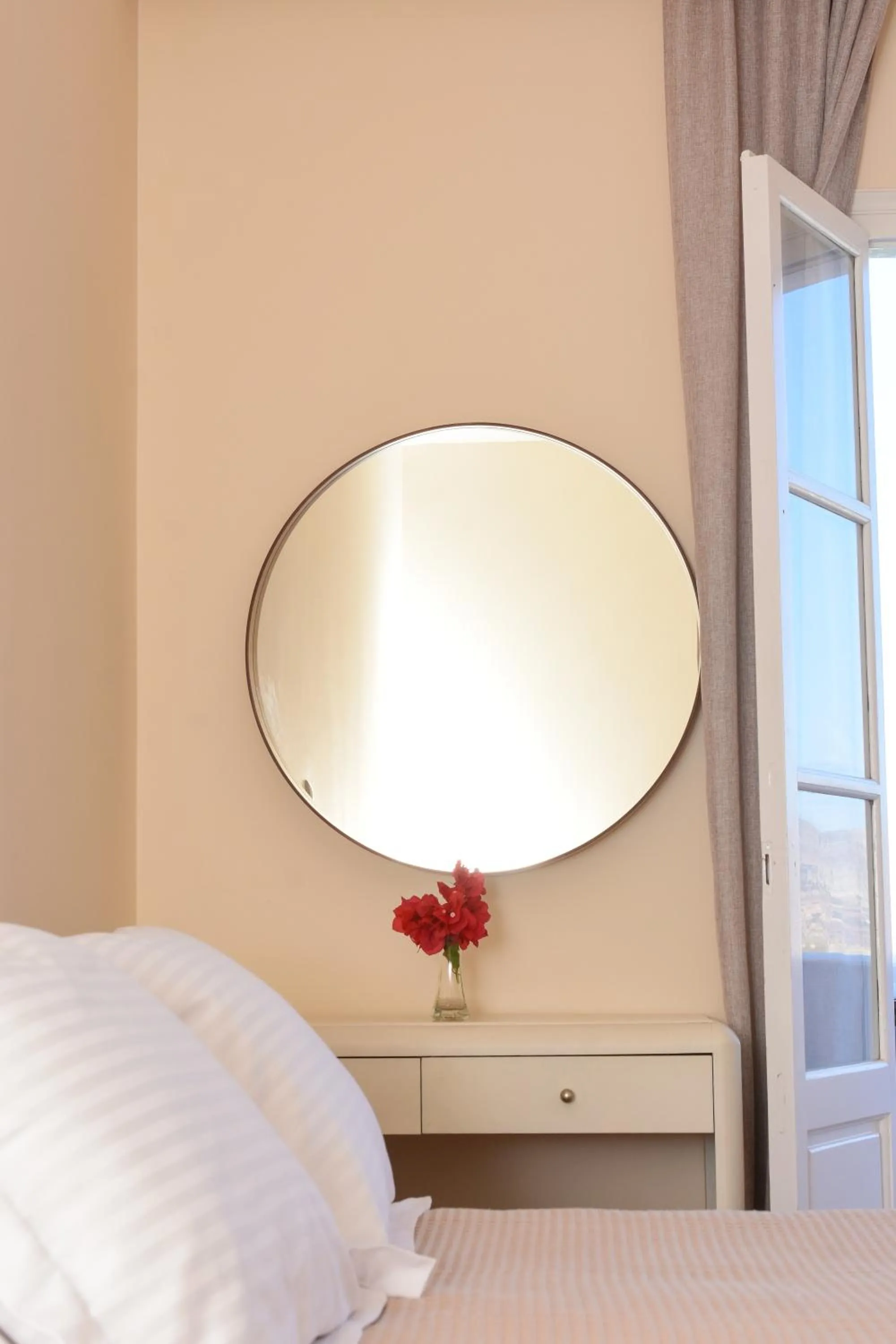 Bed in Apollonia Hotel