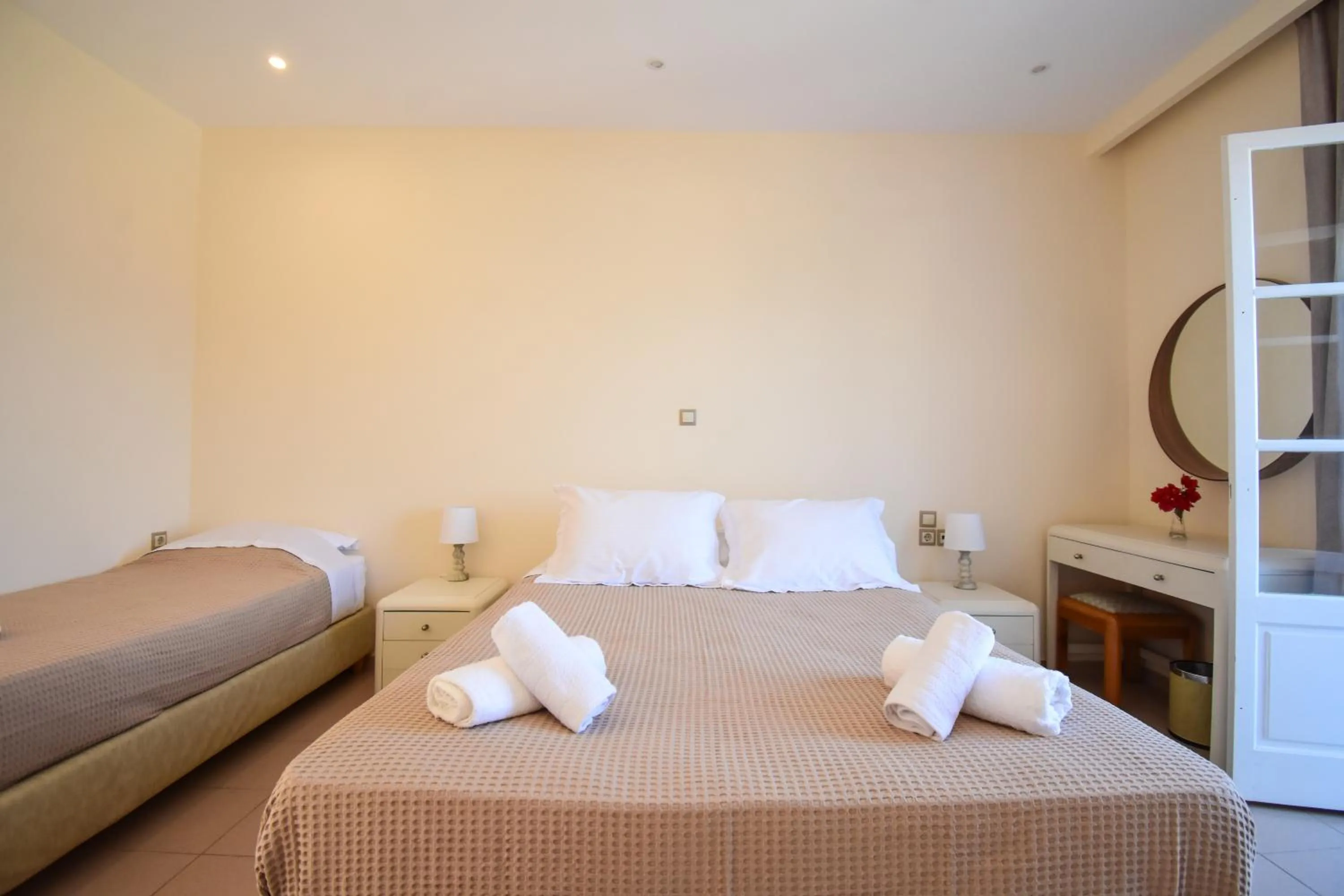 Bed in Apollonia Hotel