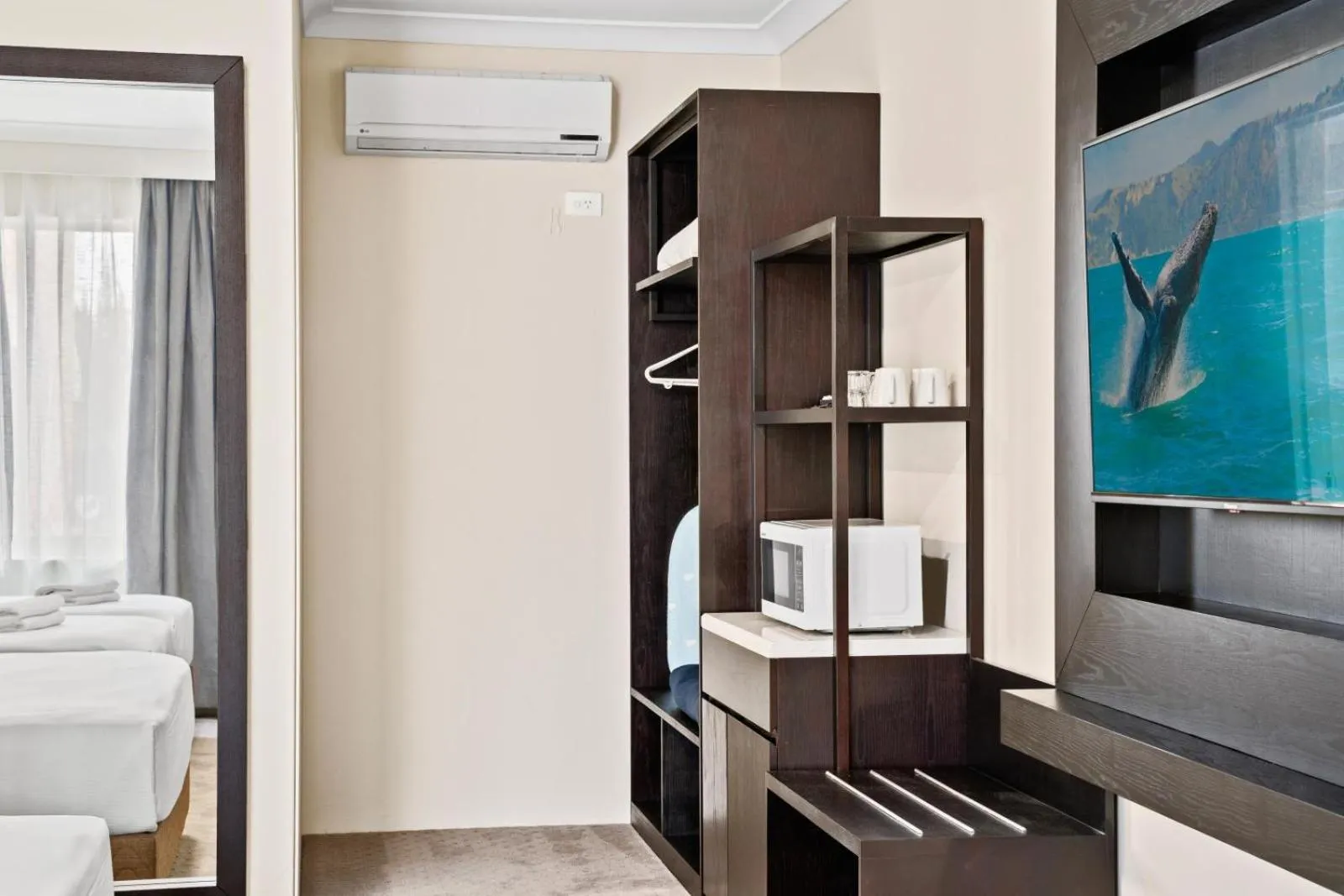 TV and multimedia, Bed in WM Bankstown