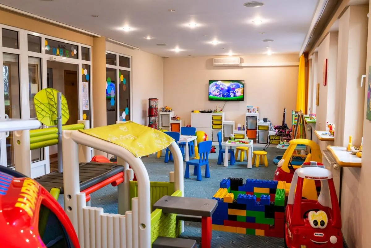 Children play ground in Zacisze Nad Nidą Resort