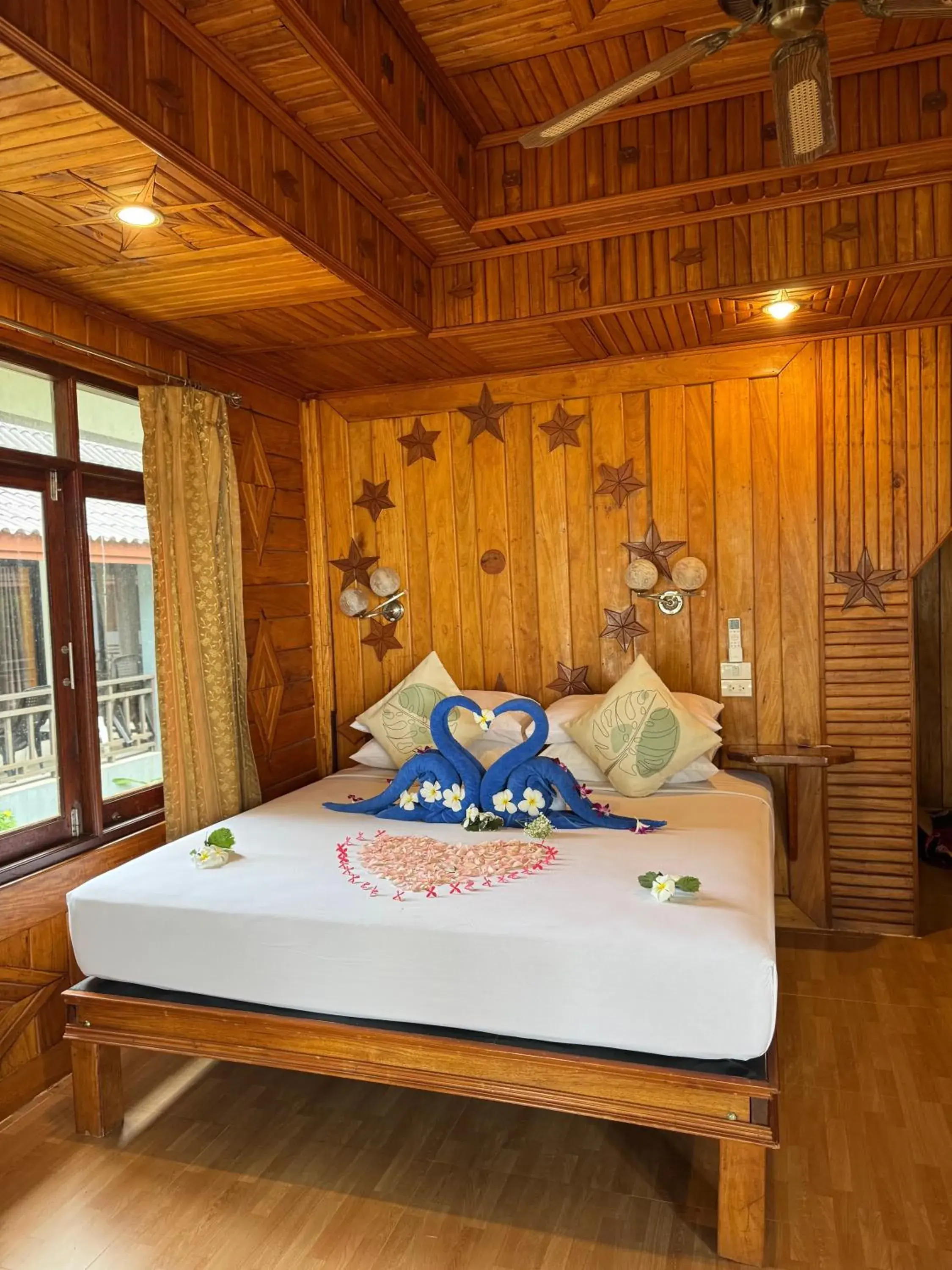 Bungalow - Beach Front in Kantiang Bay View Resort Bungalow - Beach Front in Kantiang Bay View Resort