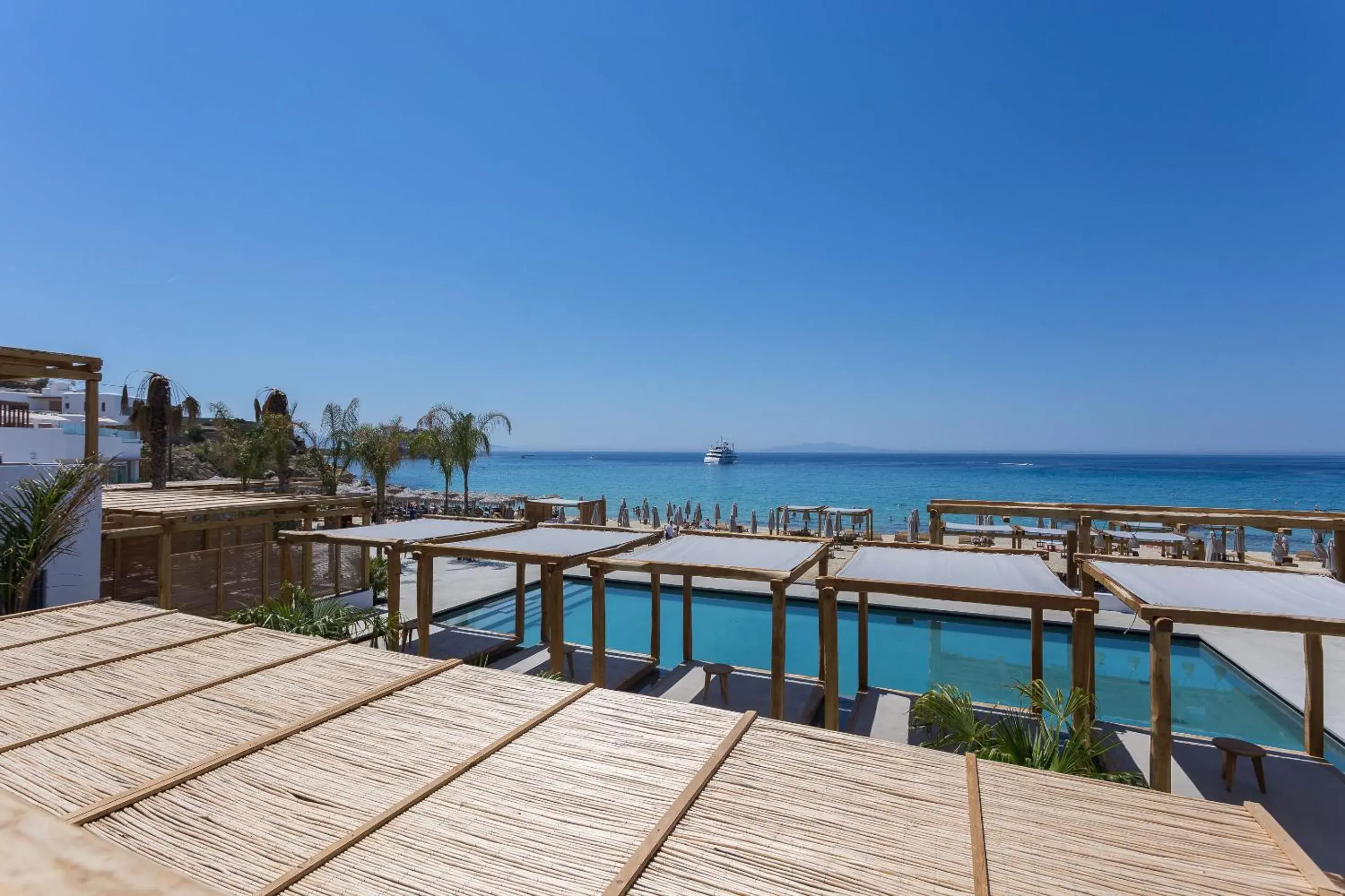 Pool view in Branco Mykonos Pool view in Branco Mykonos