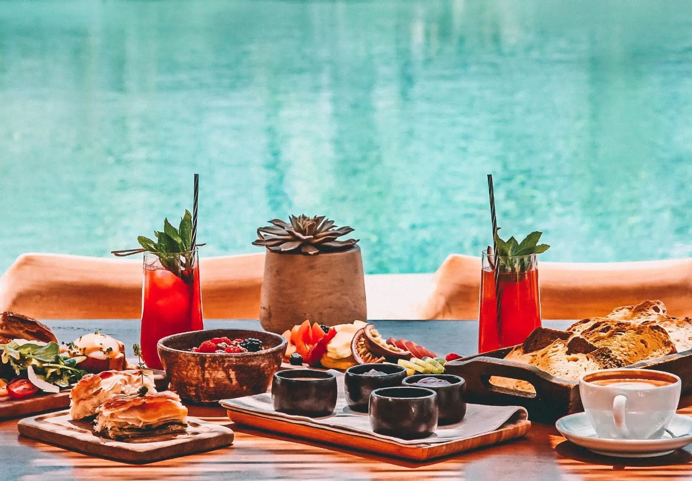 Food and drinks in Branco Mykonos Food and drinks in Branco Mykonos