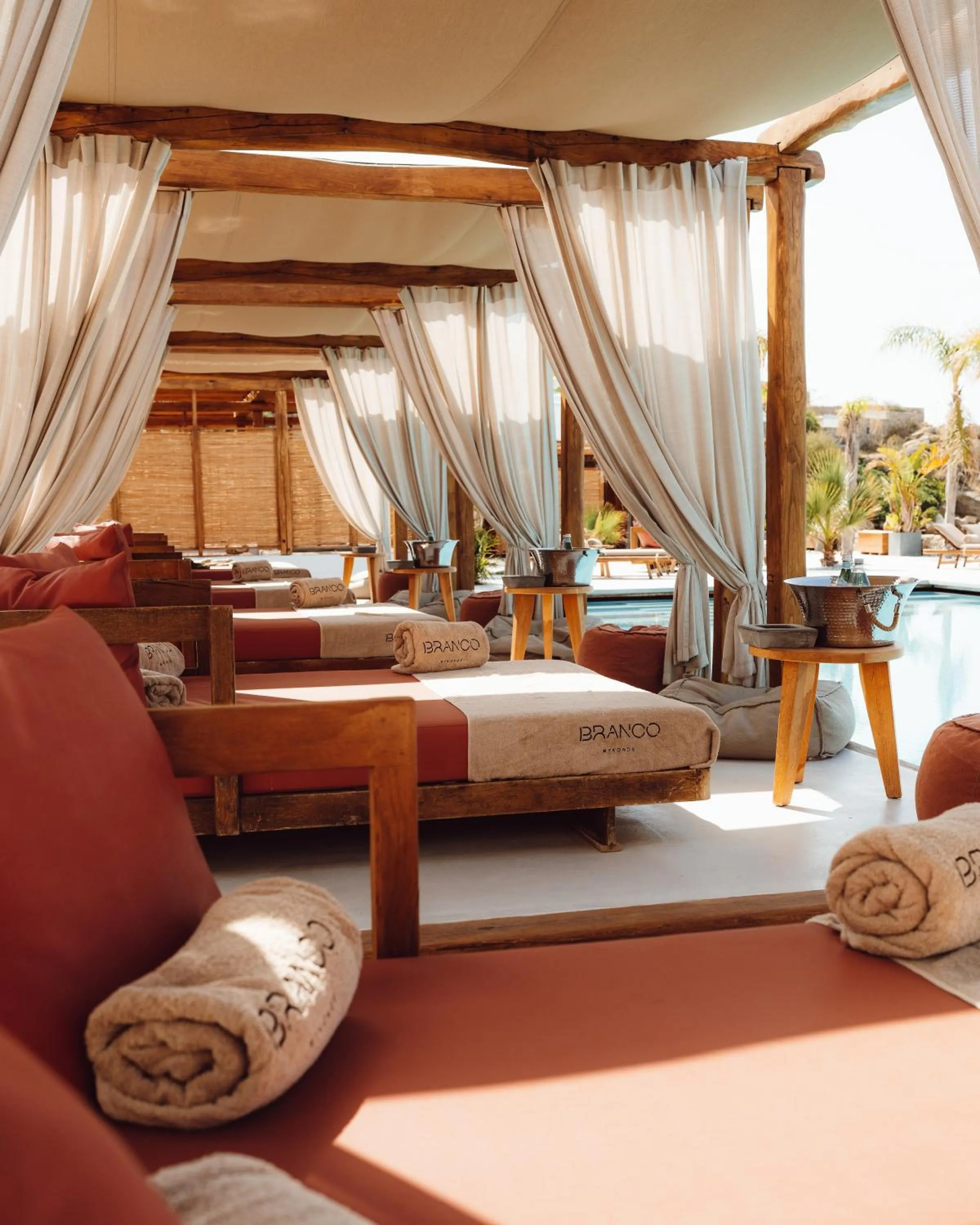 Swimming pool in Branco Mykonos