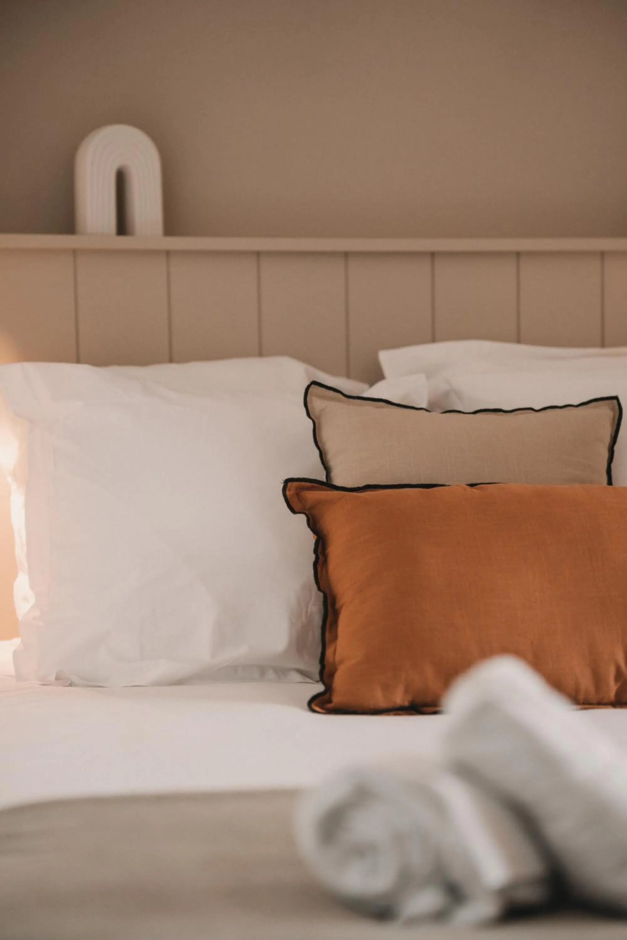 Bed in L'Armoric Hôtel - RÉNOVÉ