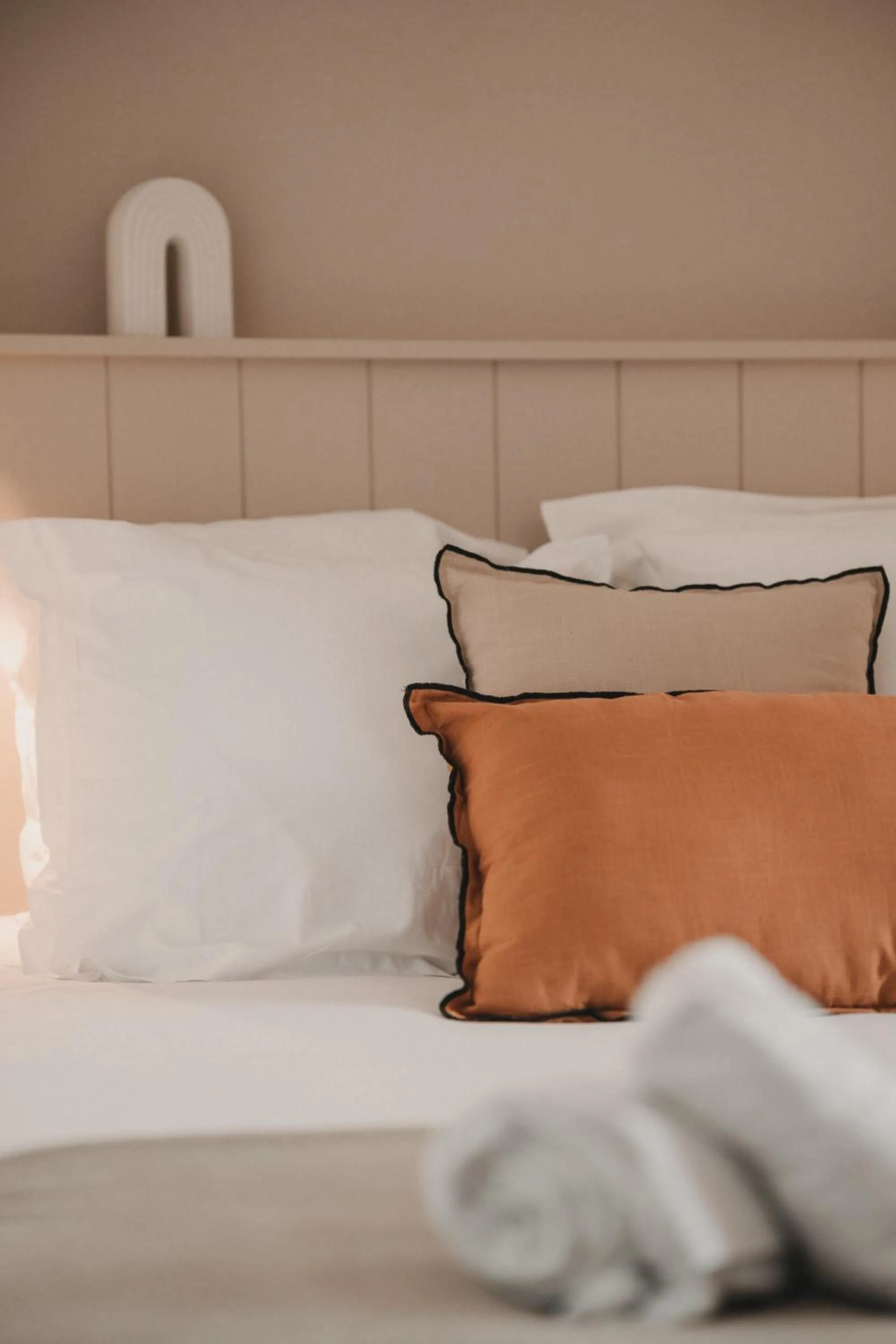 Bed in L'Armoric Hôtel - RÉNOVÉ