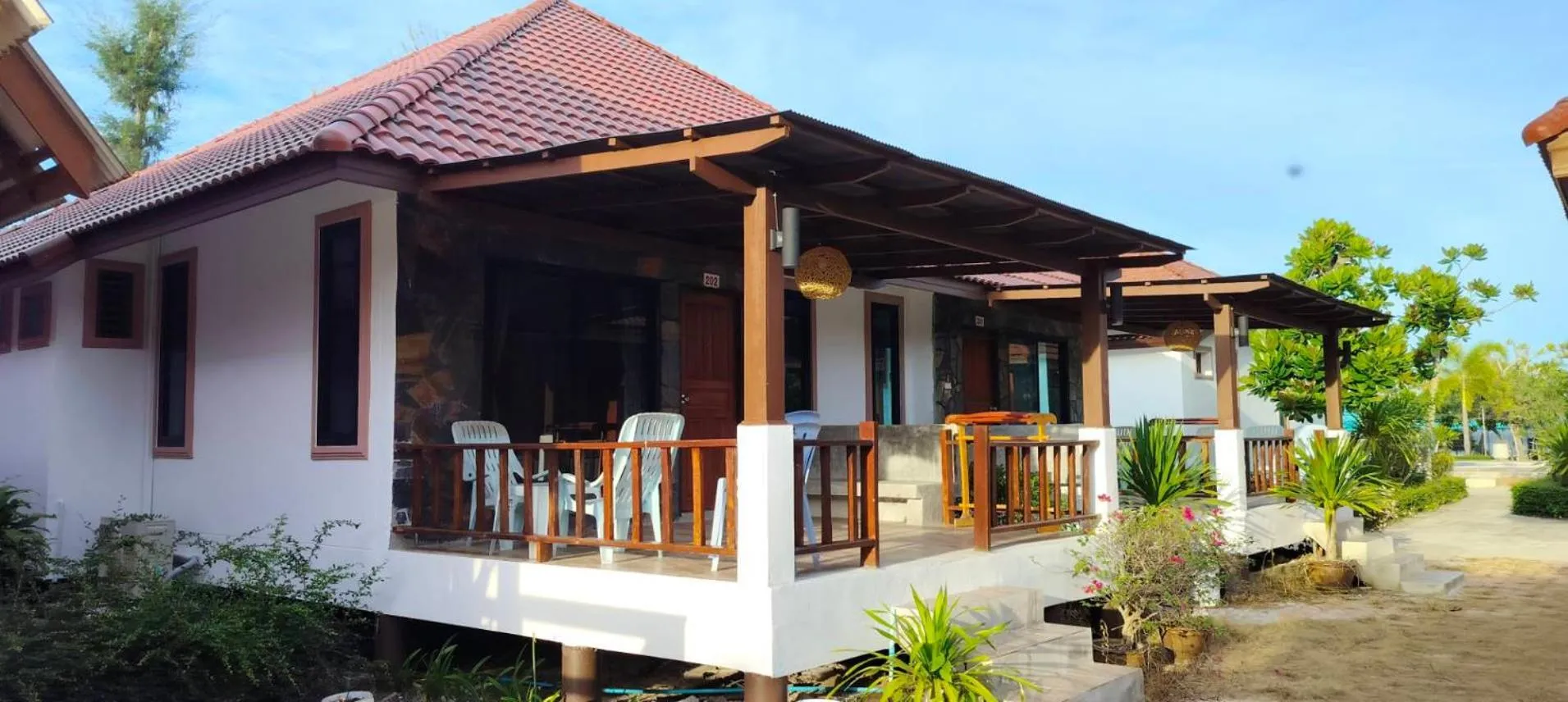 D.R. Lanta Bay Resort