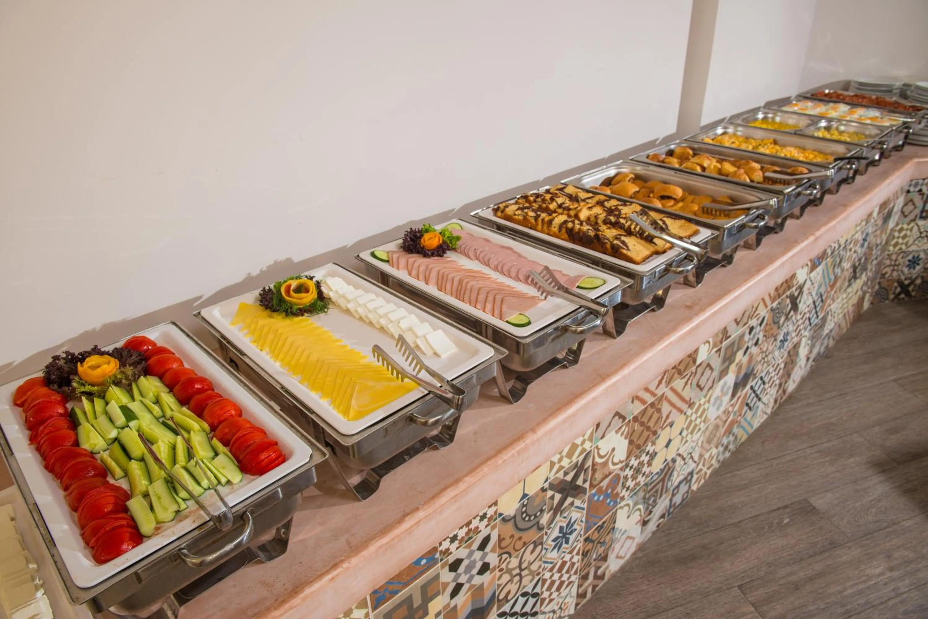 Restaurant/places to eat in Senses Blue Boutique hotel