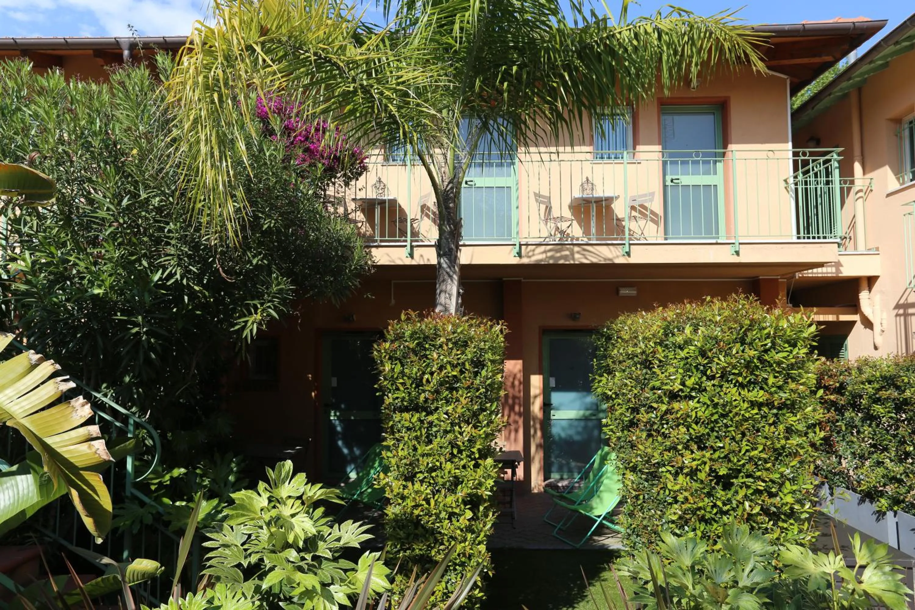 Patio in Hotel Pavillon Imperial