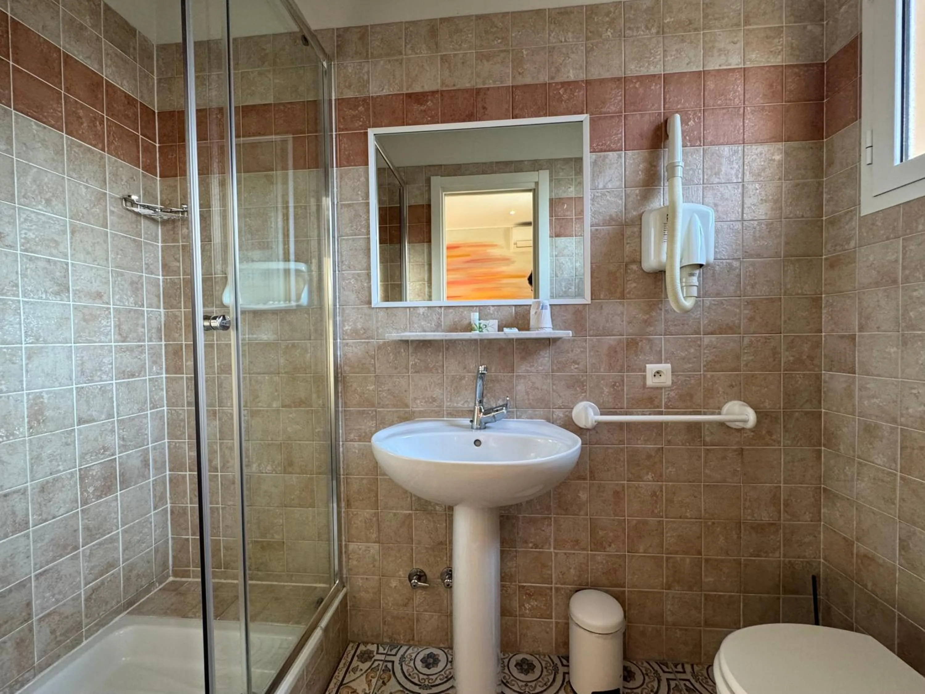 Property building in Hotel Pavillon Imperial