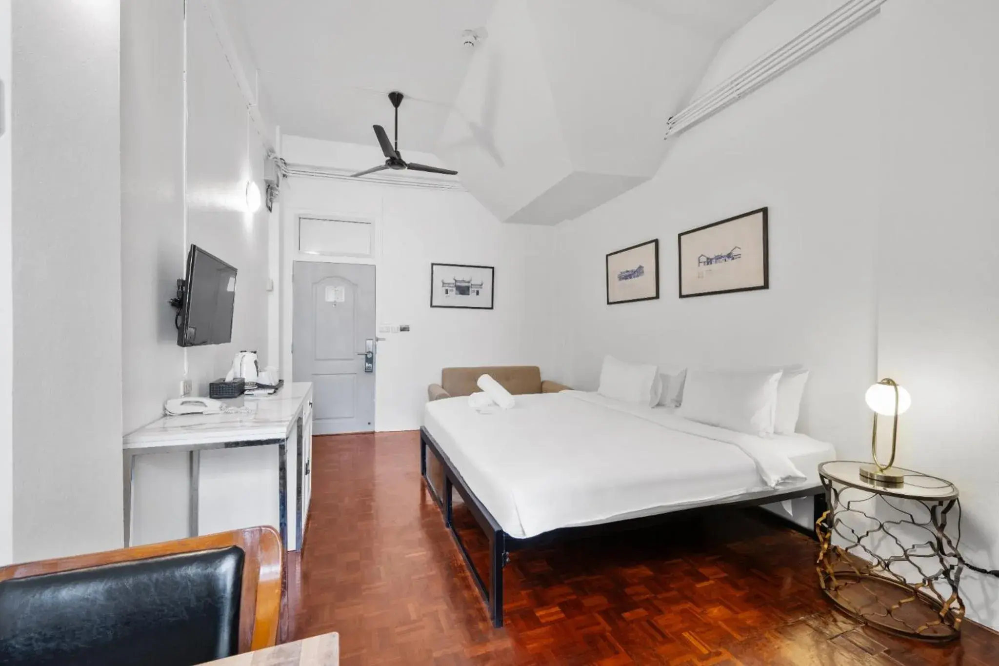 Bed in River View Residence Bed in River View Residence