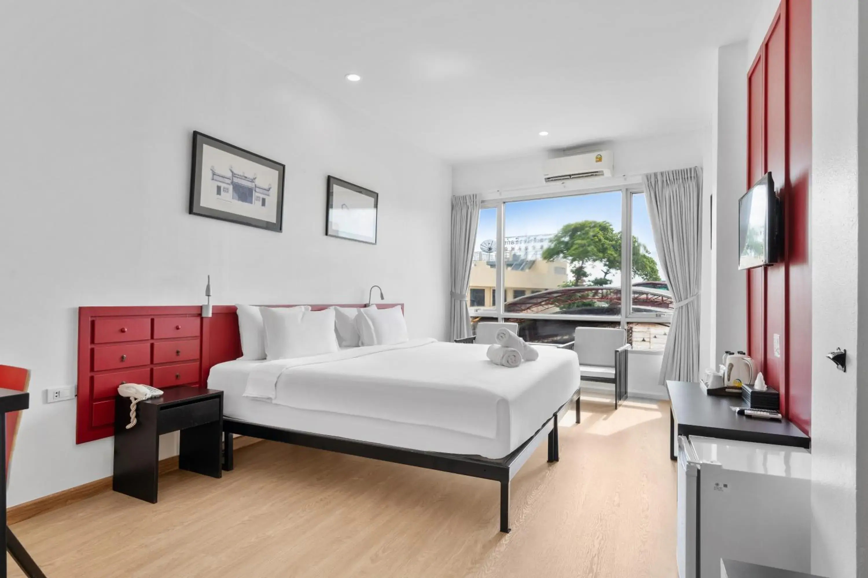 Bed in River View Residence Bed in River View Residence