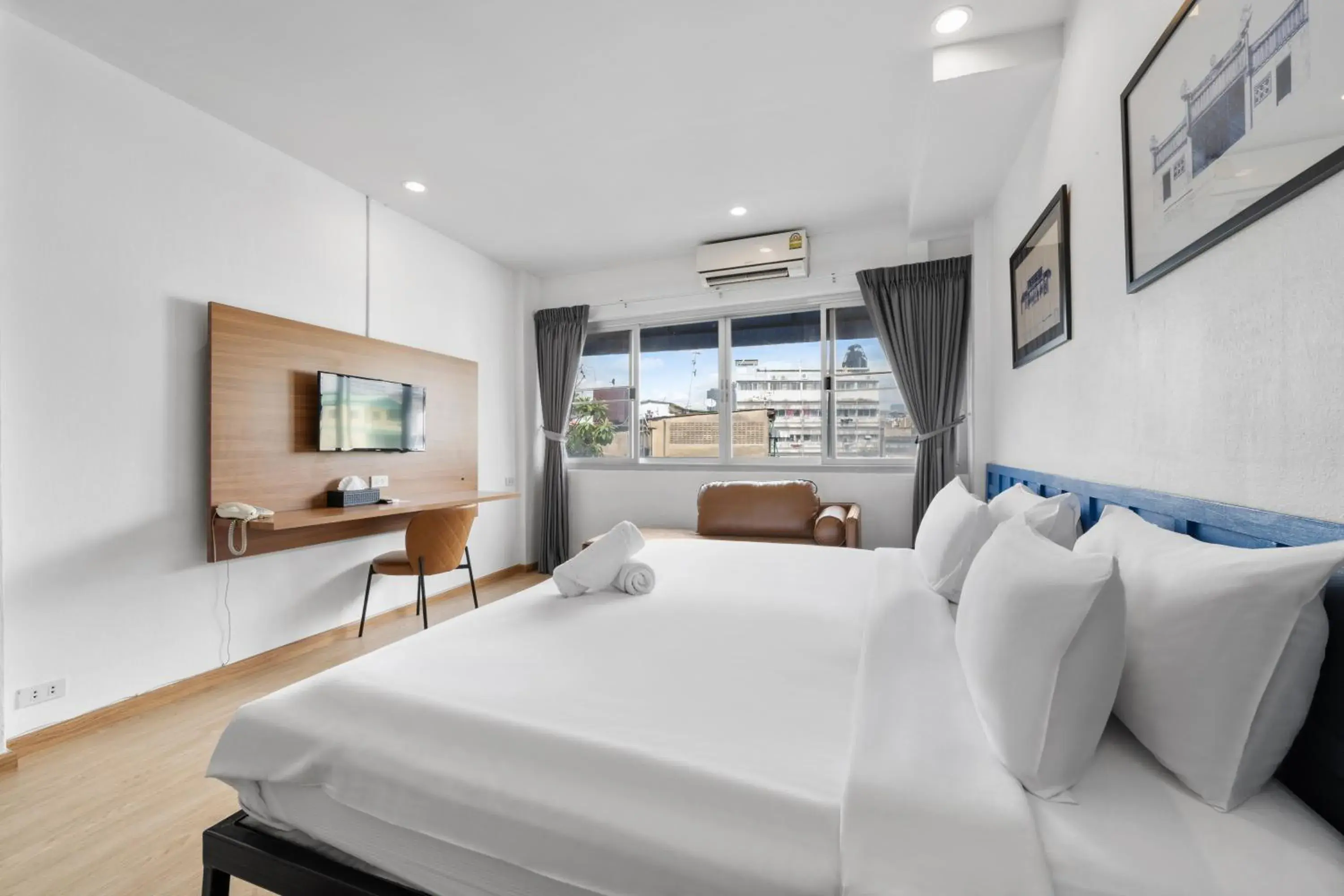 Bed in River View Residence Bed in River View Residence