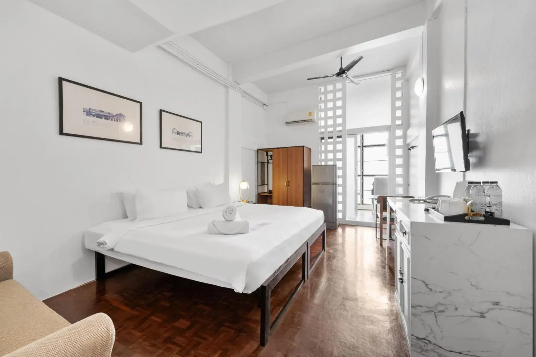 Bed in River View Residence Bed in River View Residence